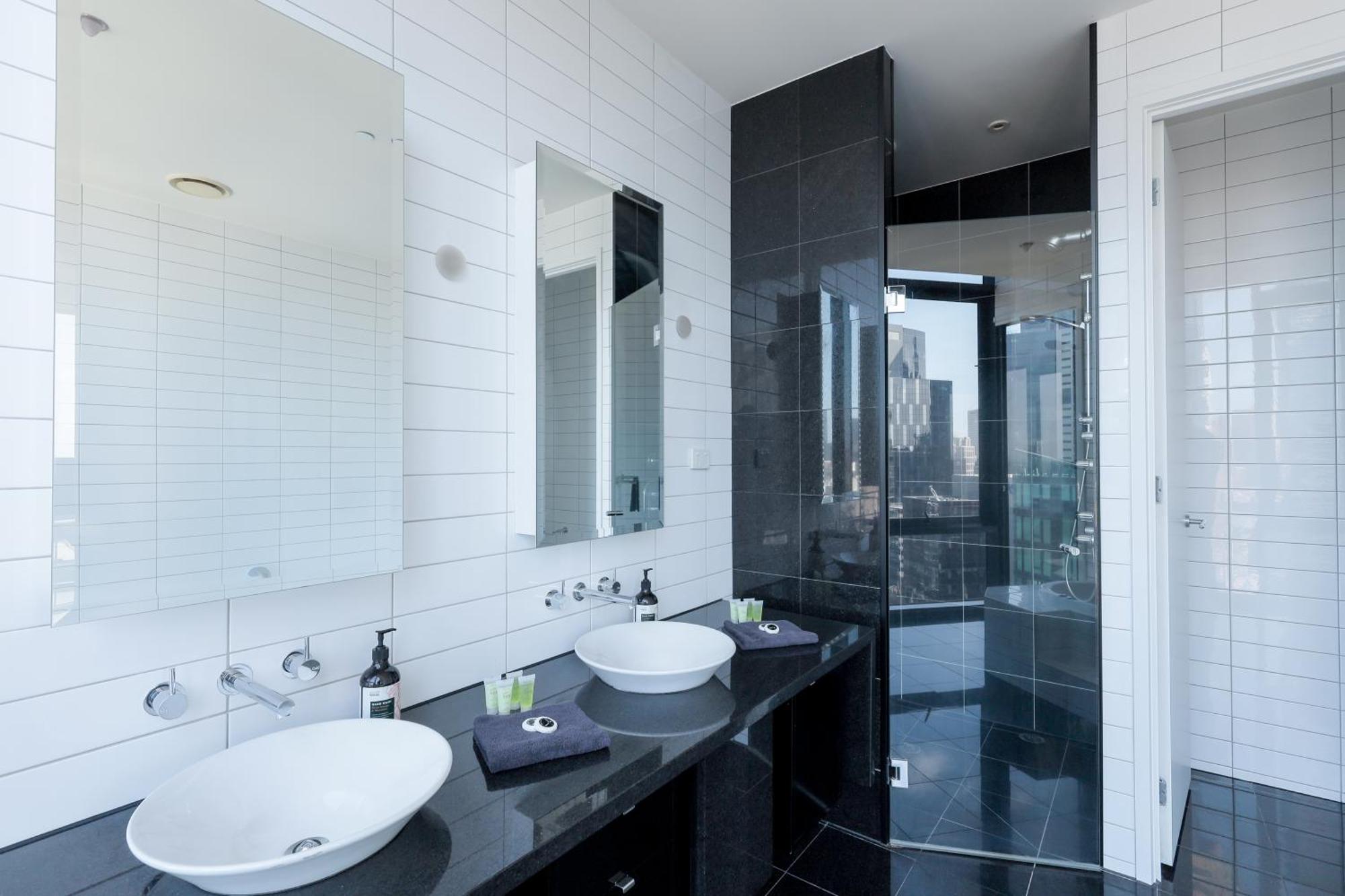 Penthouse With Superfast Wifi Melbourne
