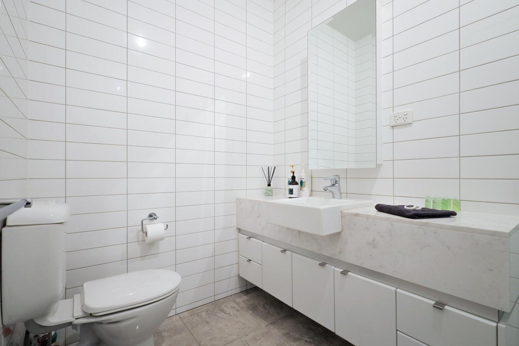 Penthouse With Superfast Wifi * Melbourne