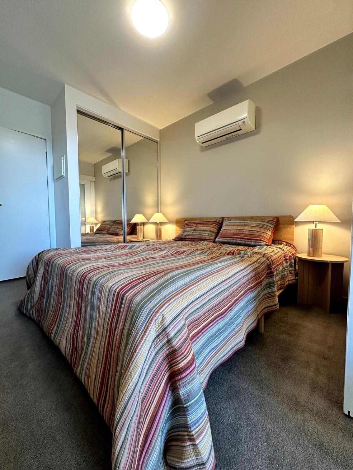Apartment Melbourne's Park 1br