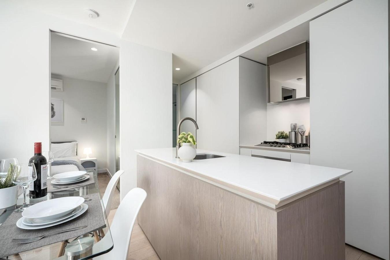 Apartment Modern 2br Pool, And Gym In Cbd