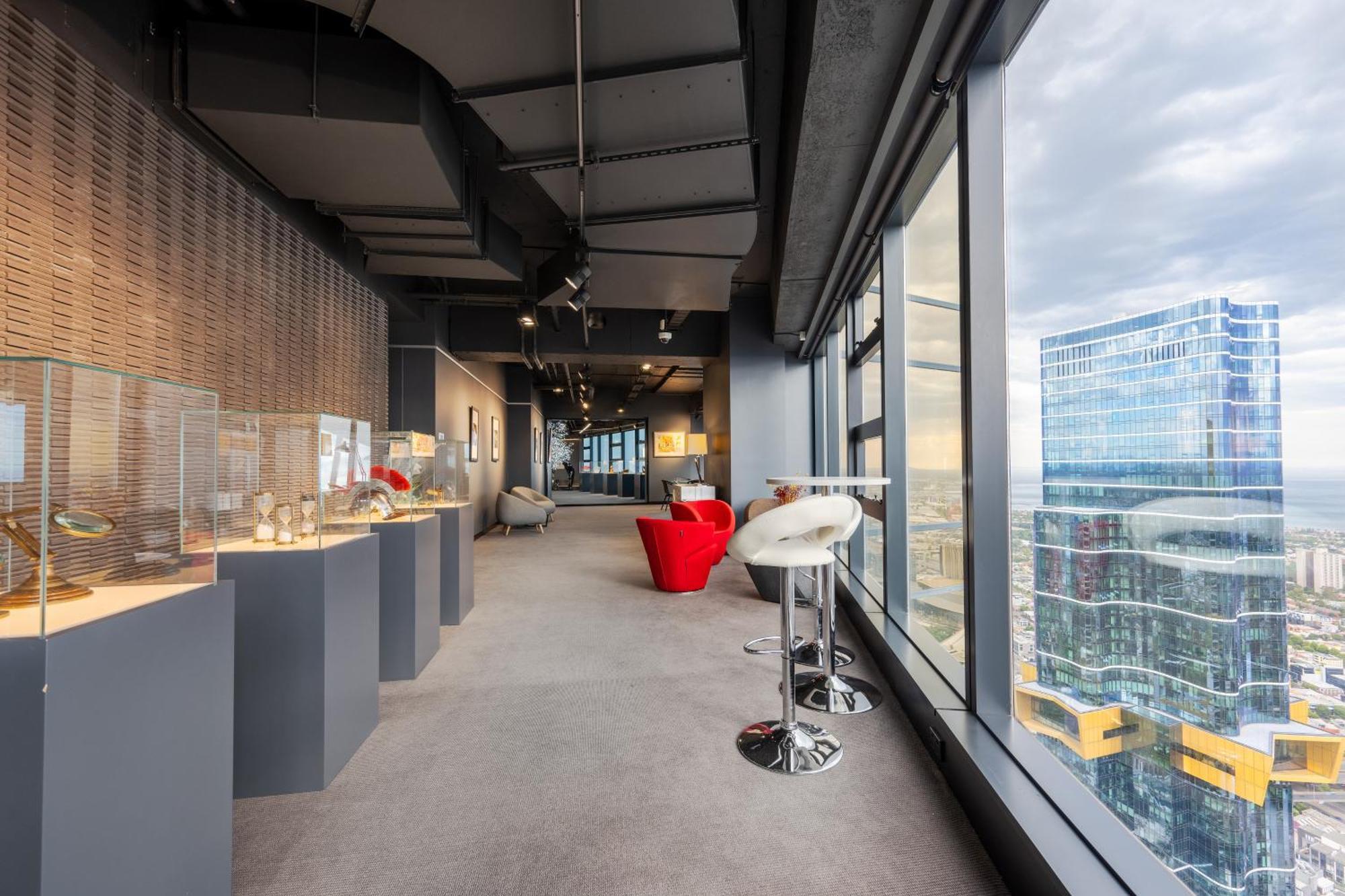 Apartment Luxurious Entire Floor Penthouse At Eureka Tower