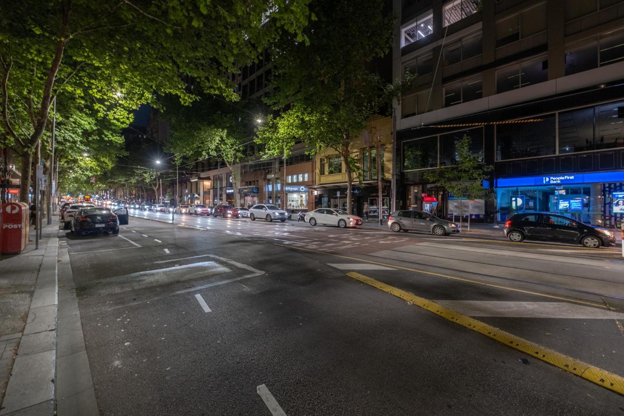 Prime Located 2br1ba In Mel With Study Apartment *