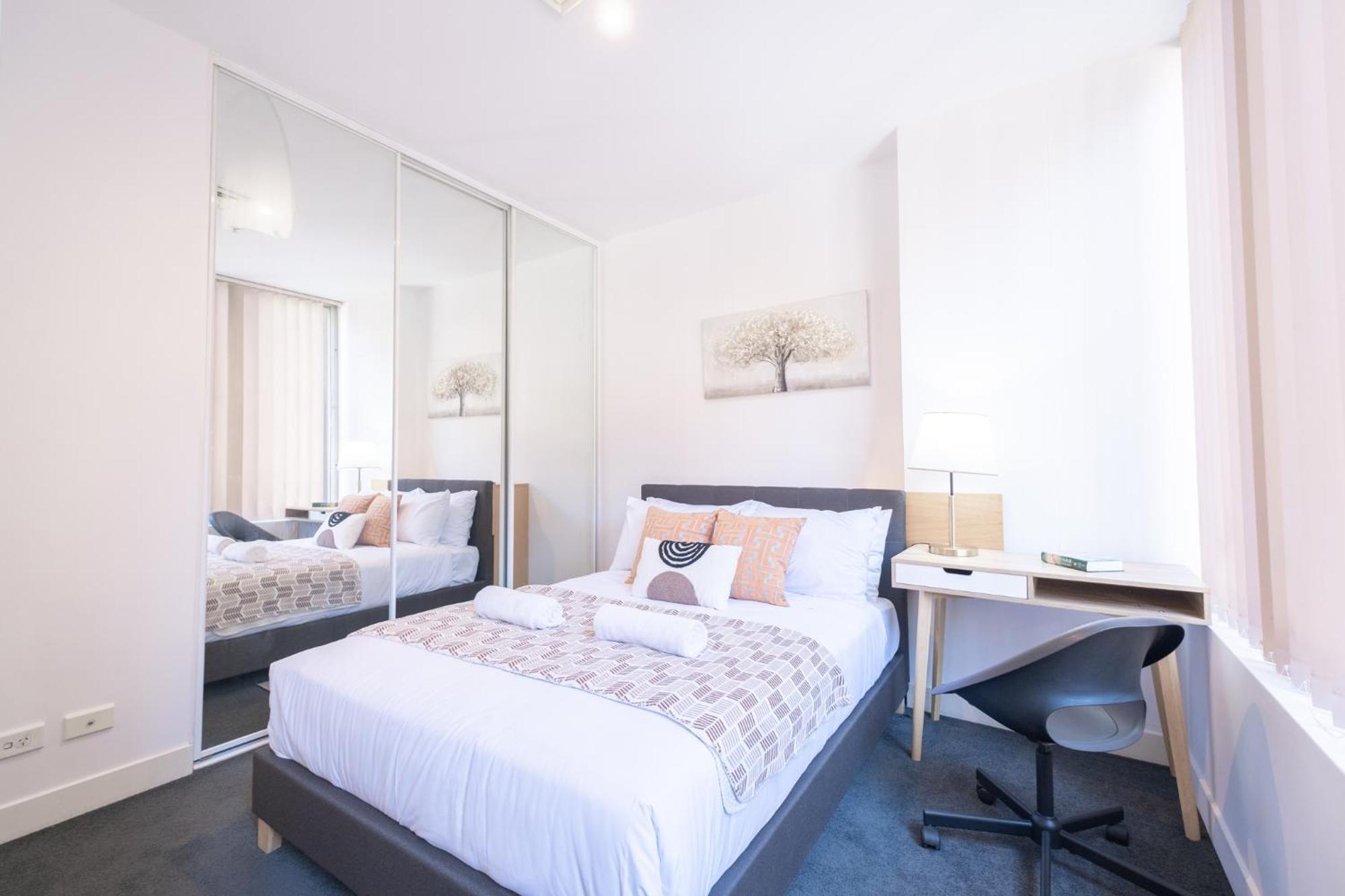 Prime Located 2br1ba In Mel With Study