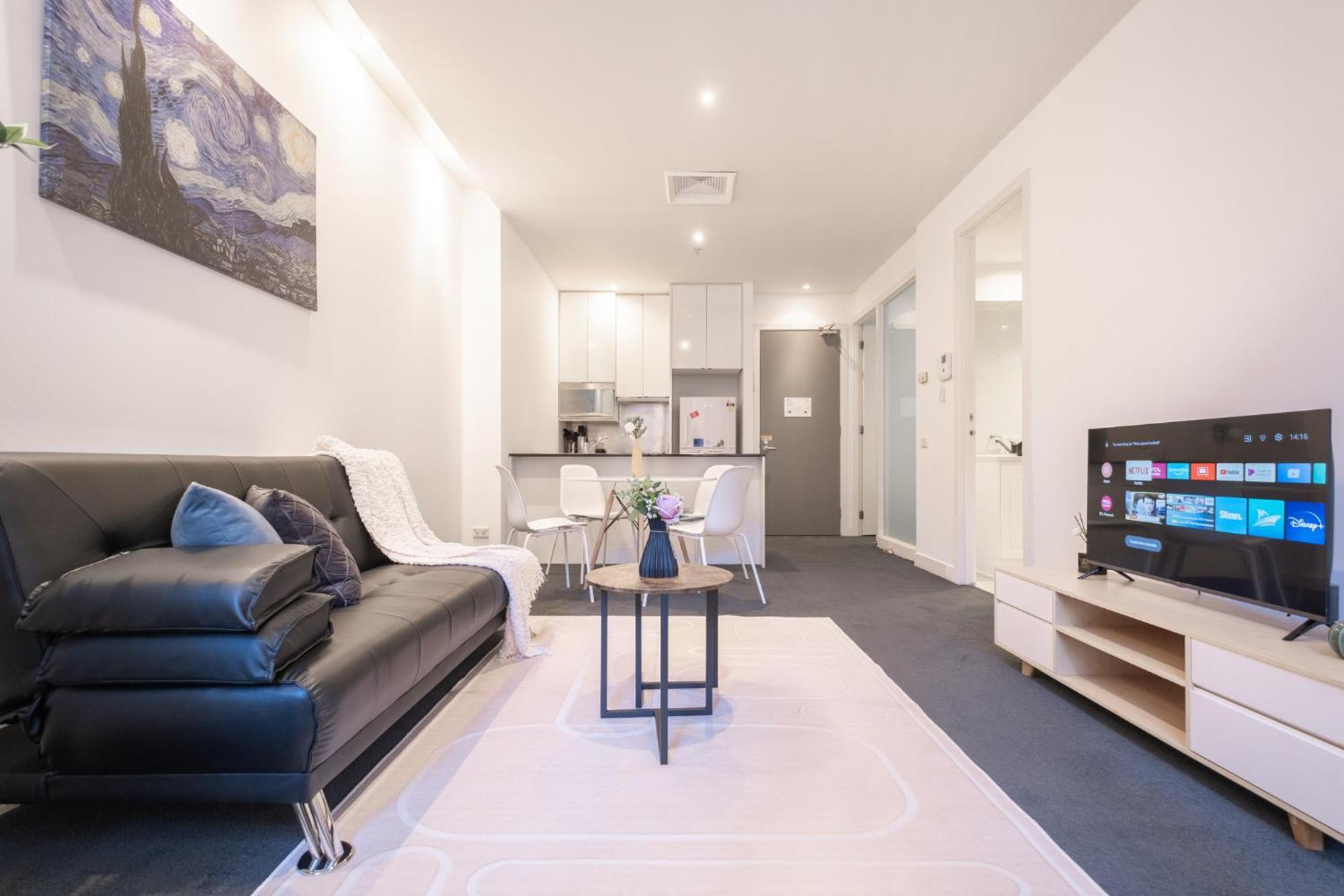 Prime Located 2br1ba In Mel With Study