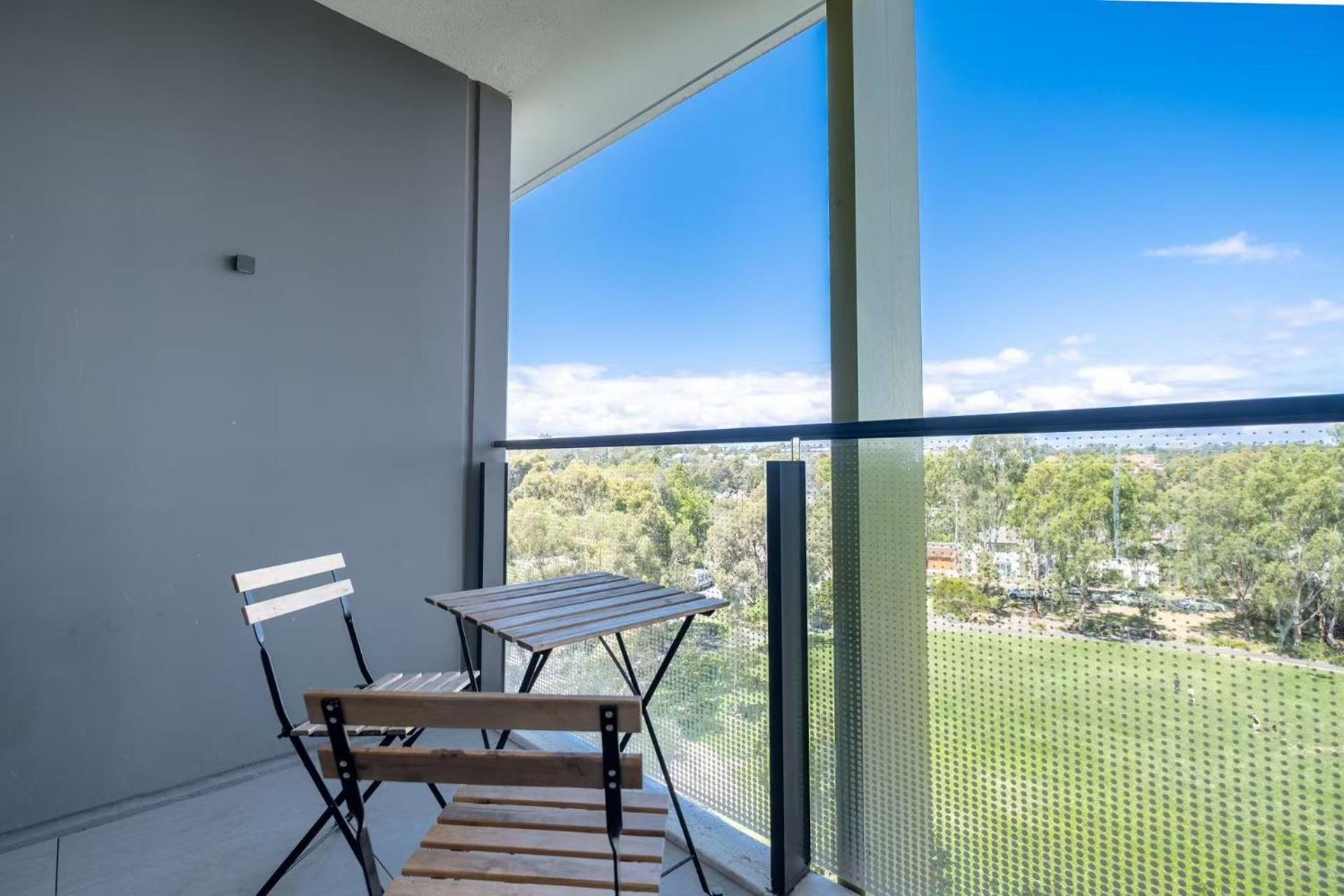 Apartment Tranquil 2br2ba In Parkvillepoolgymparking Melbourne