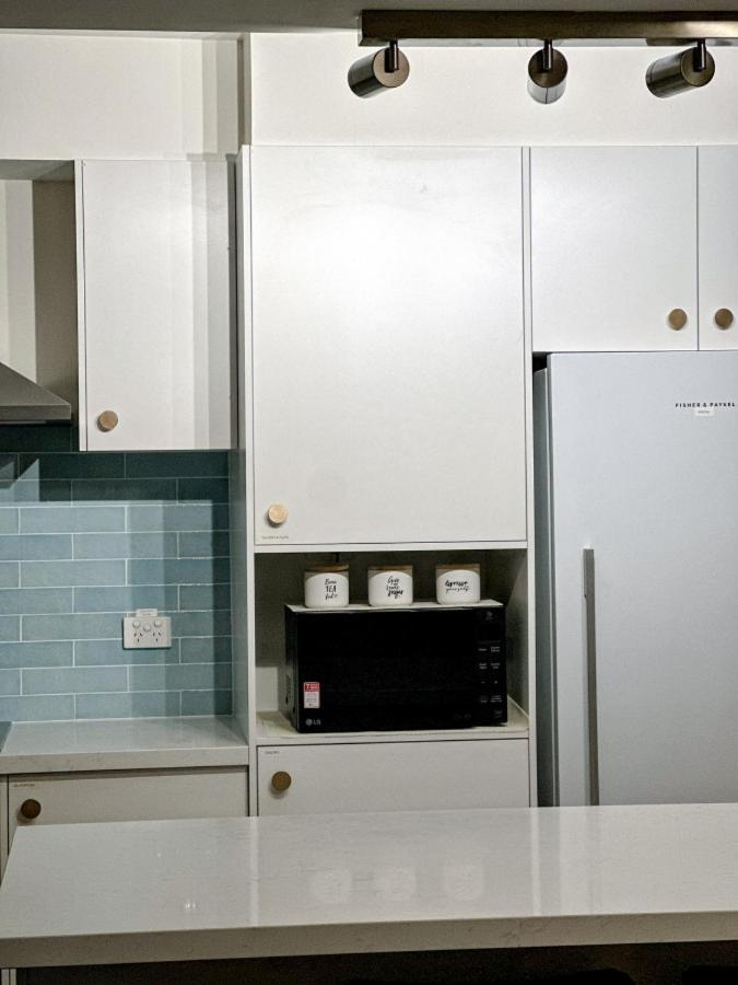 Chic Malvern Retreat, Ideal For Study, Relaxation, Fun Apartment *