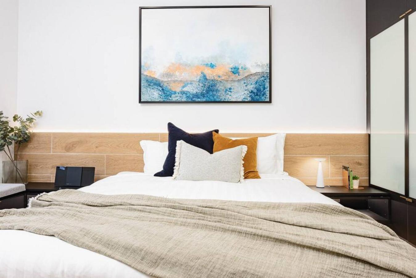 The Copper Bourke, 1 Br Melbourne