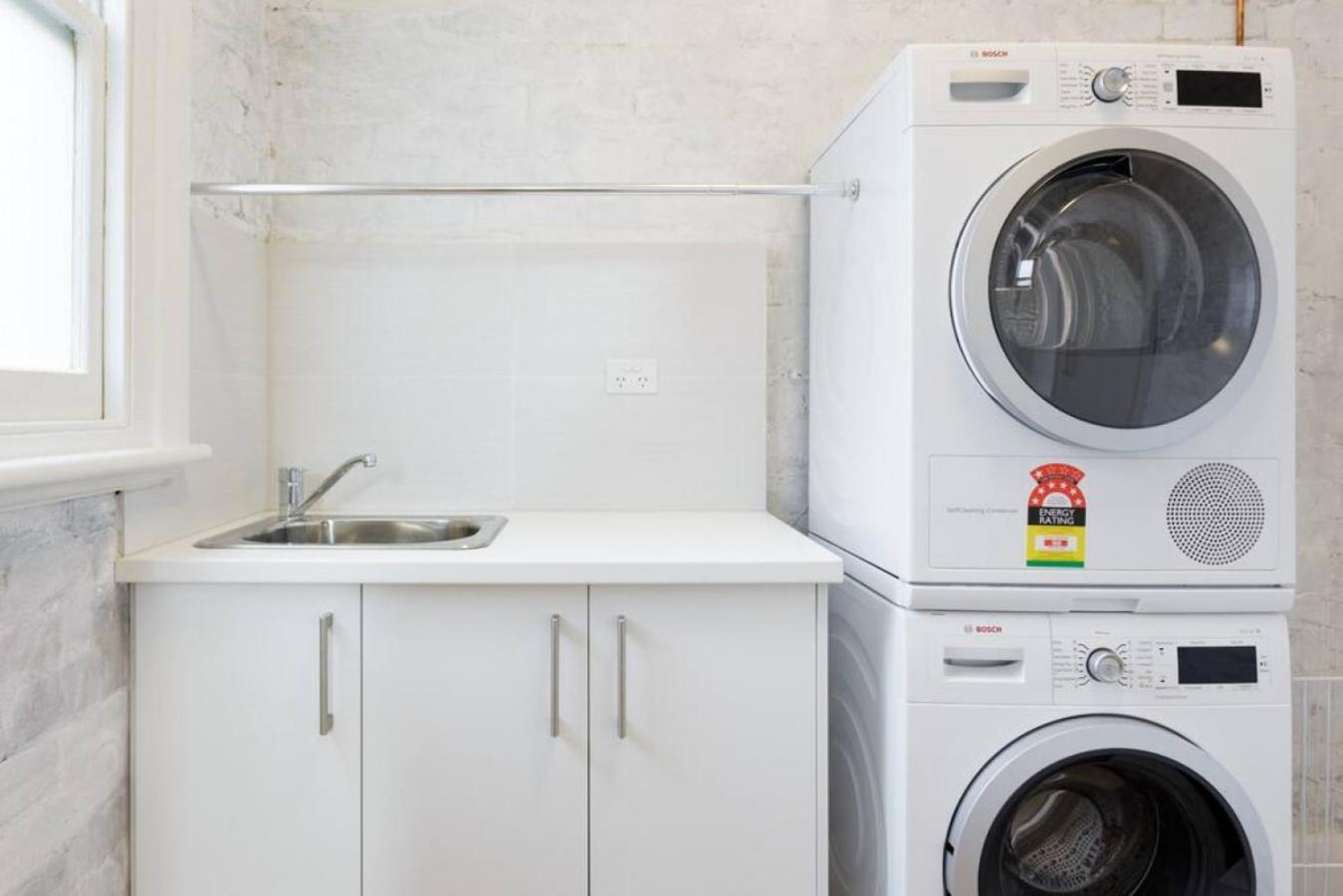 Apartment Walk To The From A Stunning Elwood