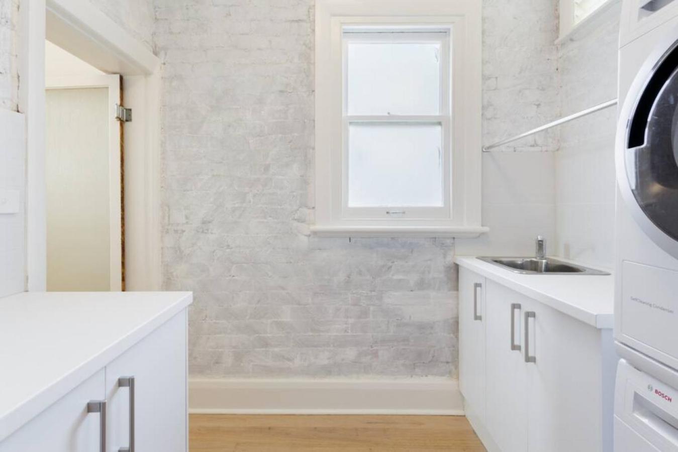 Walk To The From A Stunning Elwood Melbourne