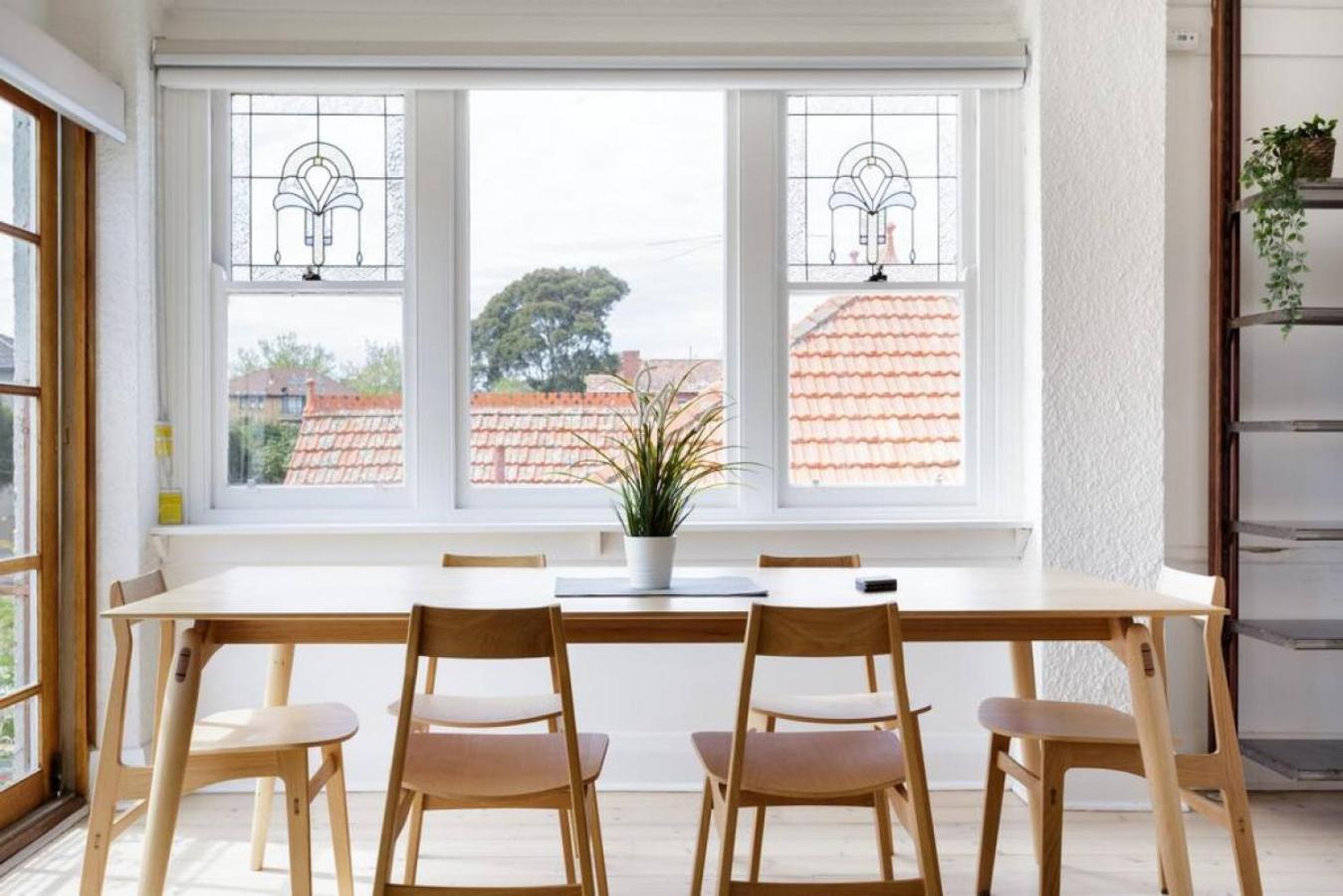 Apartment Walk To The From A Stunning Elwood Melbourne