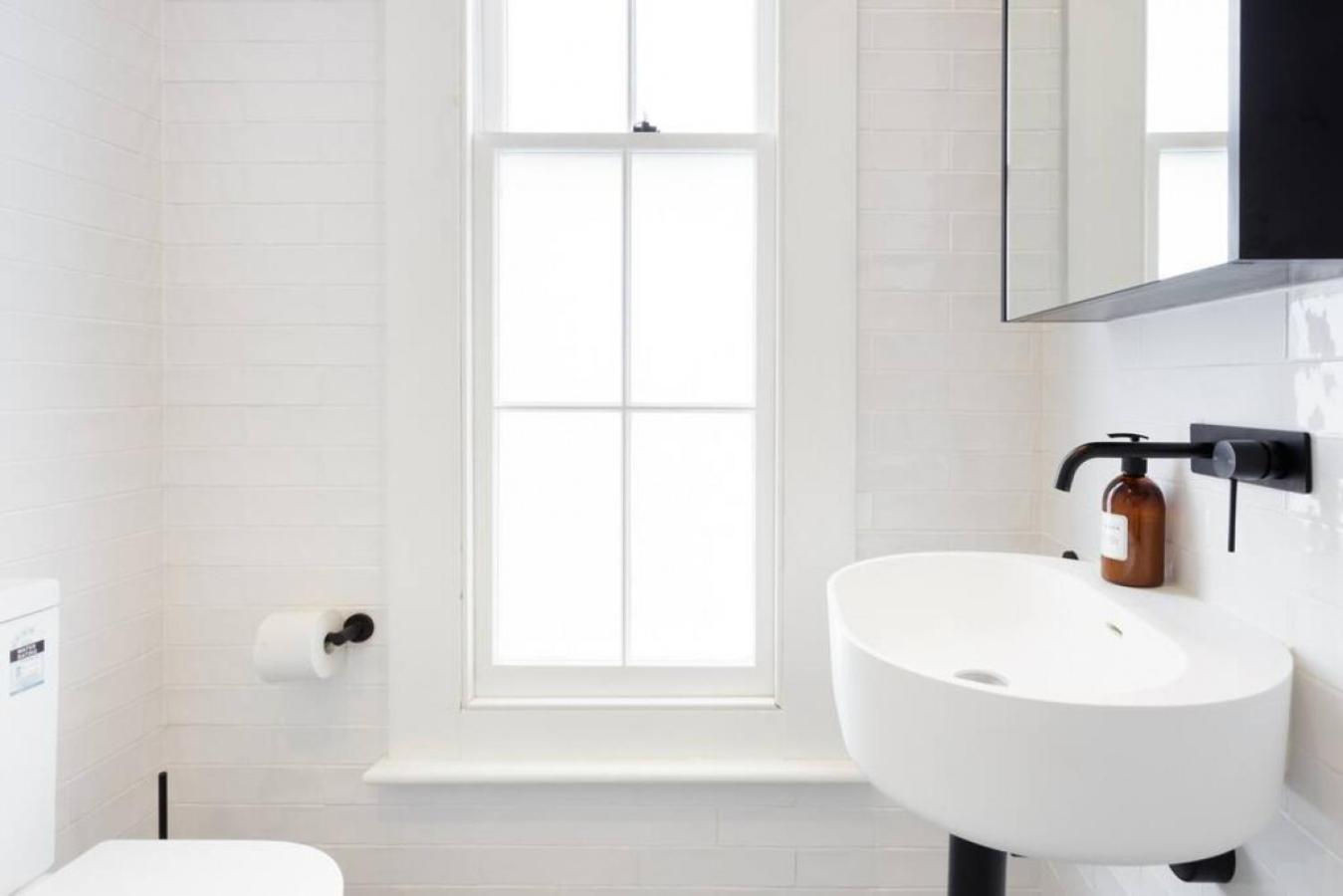 Walk To The From A Stunning Elwood Melbourne