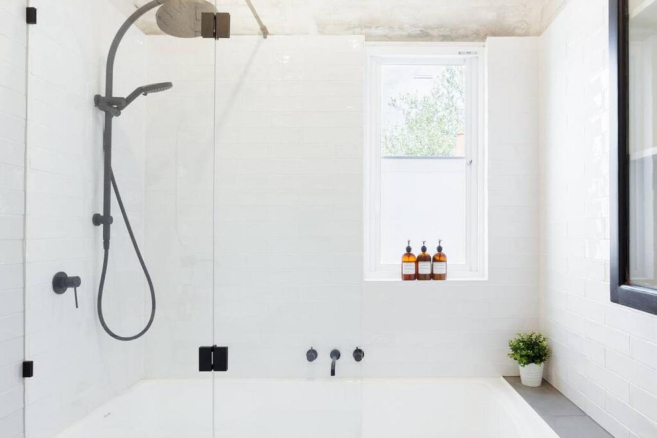 Apartment Walk To The From A Stunning Elwood