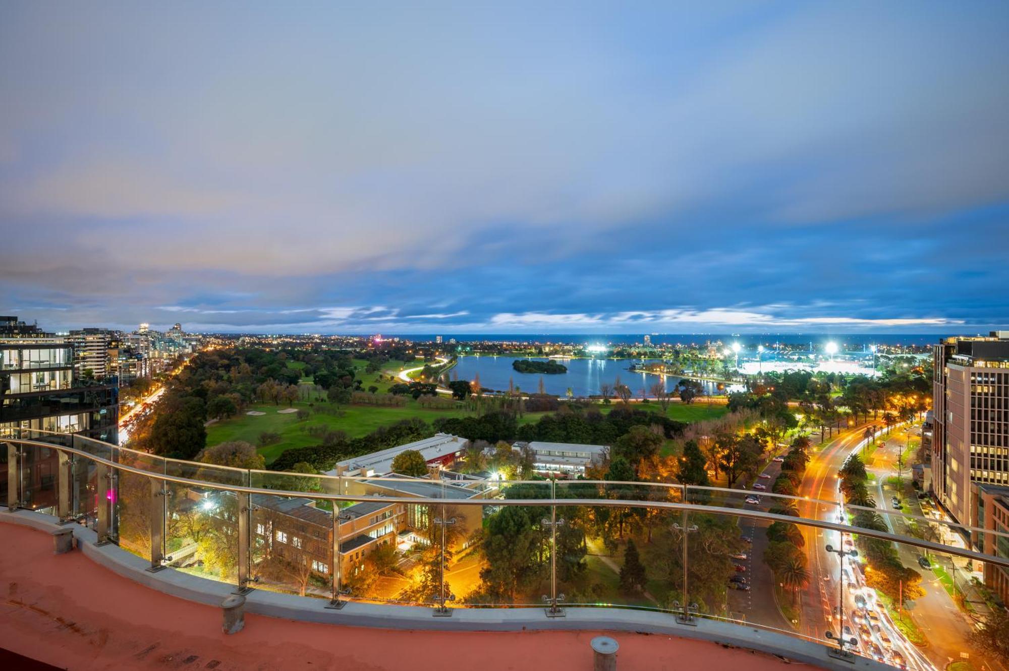 Apartment Relaxing Retreat At Park With Free Parking *