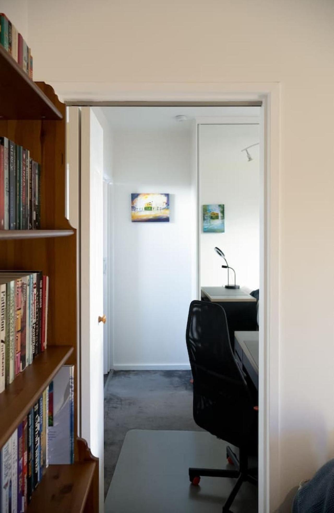 Modern Richmond 1br Spot Apartment