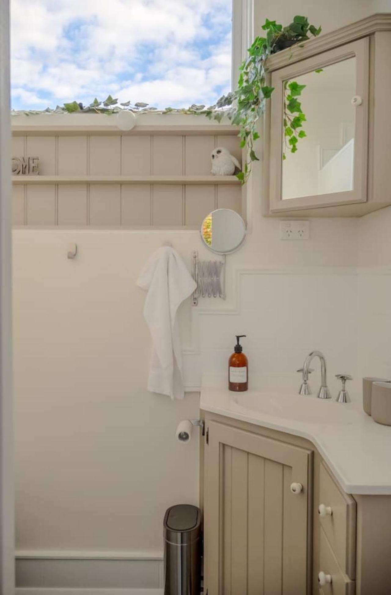 Modern Richmond 1br Spot Apartment *