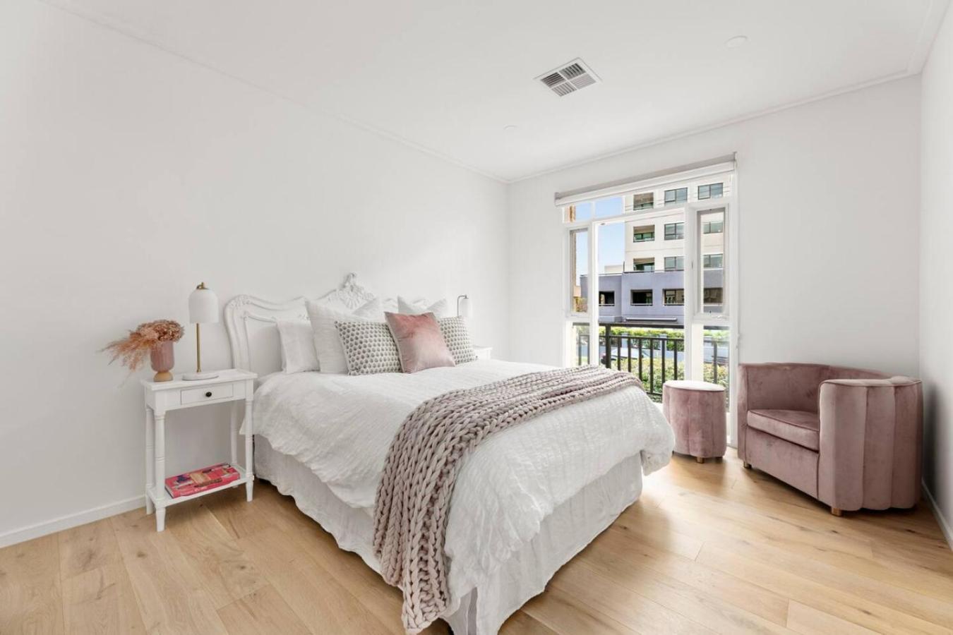 3-bed Luxury In Port