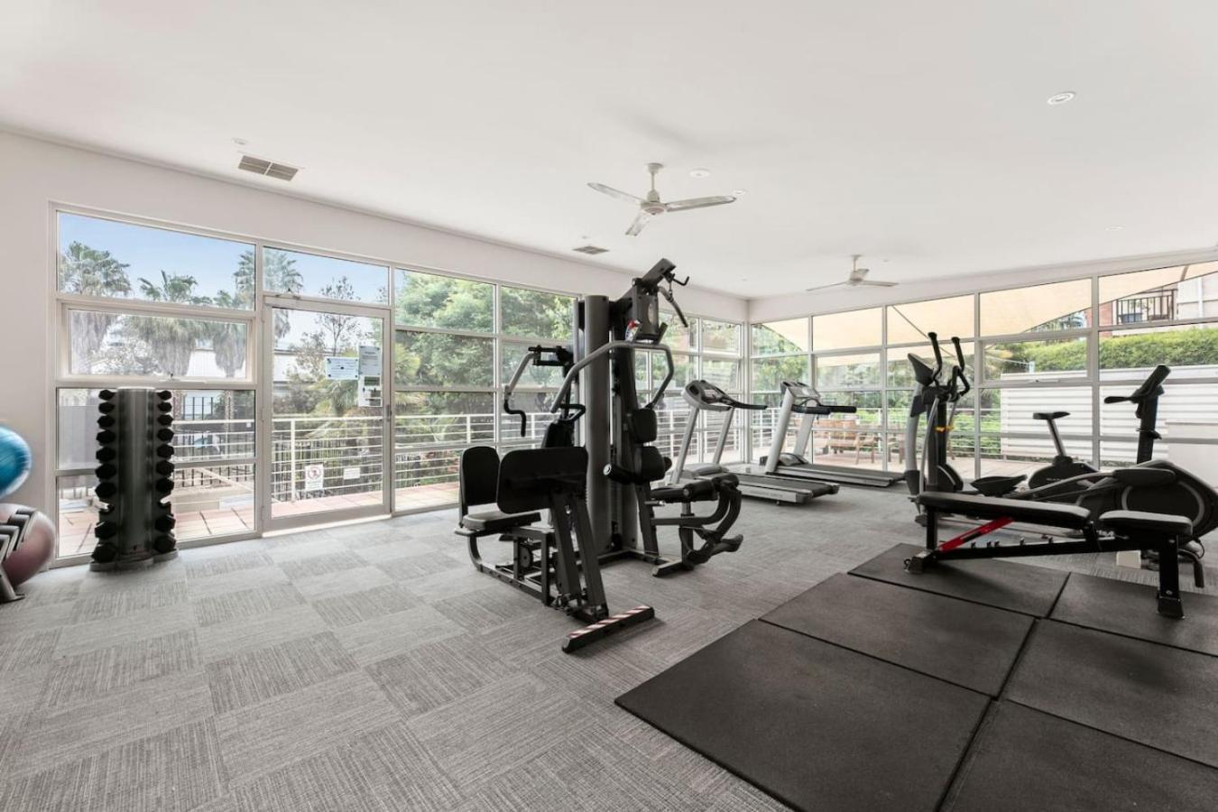 3-bed Luxury In Port