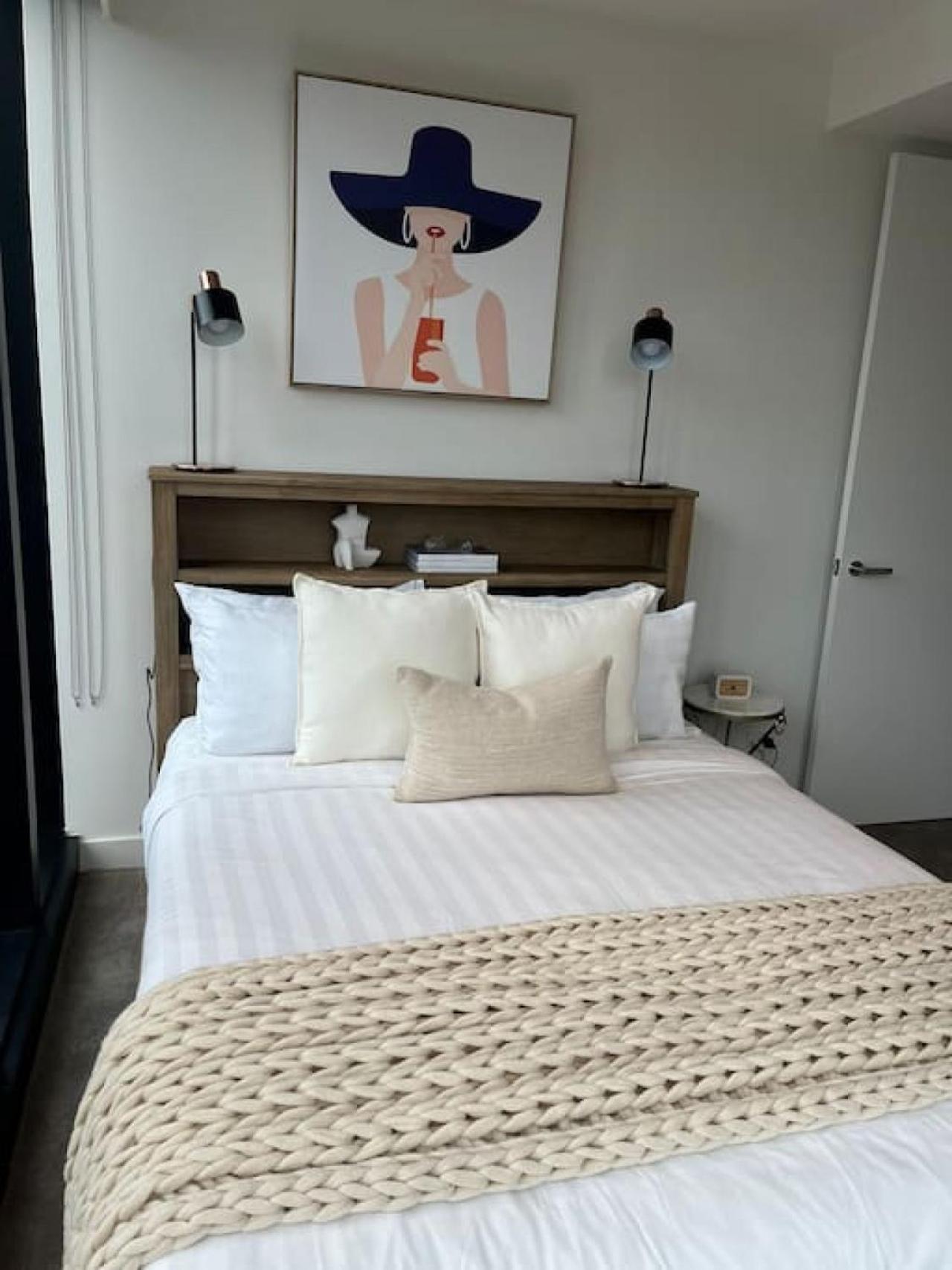 Claremont Style And Comfort South Yarra Apartment *