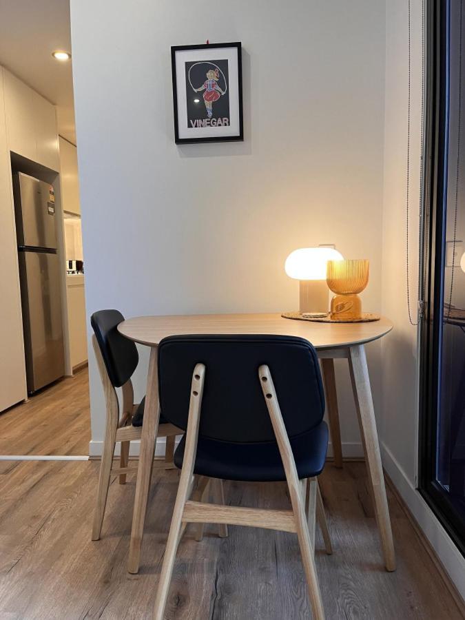 Modern Cozy Vibes In The Centre Of Richmond * Melbourne