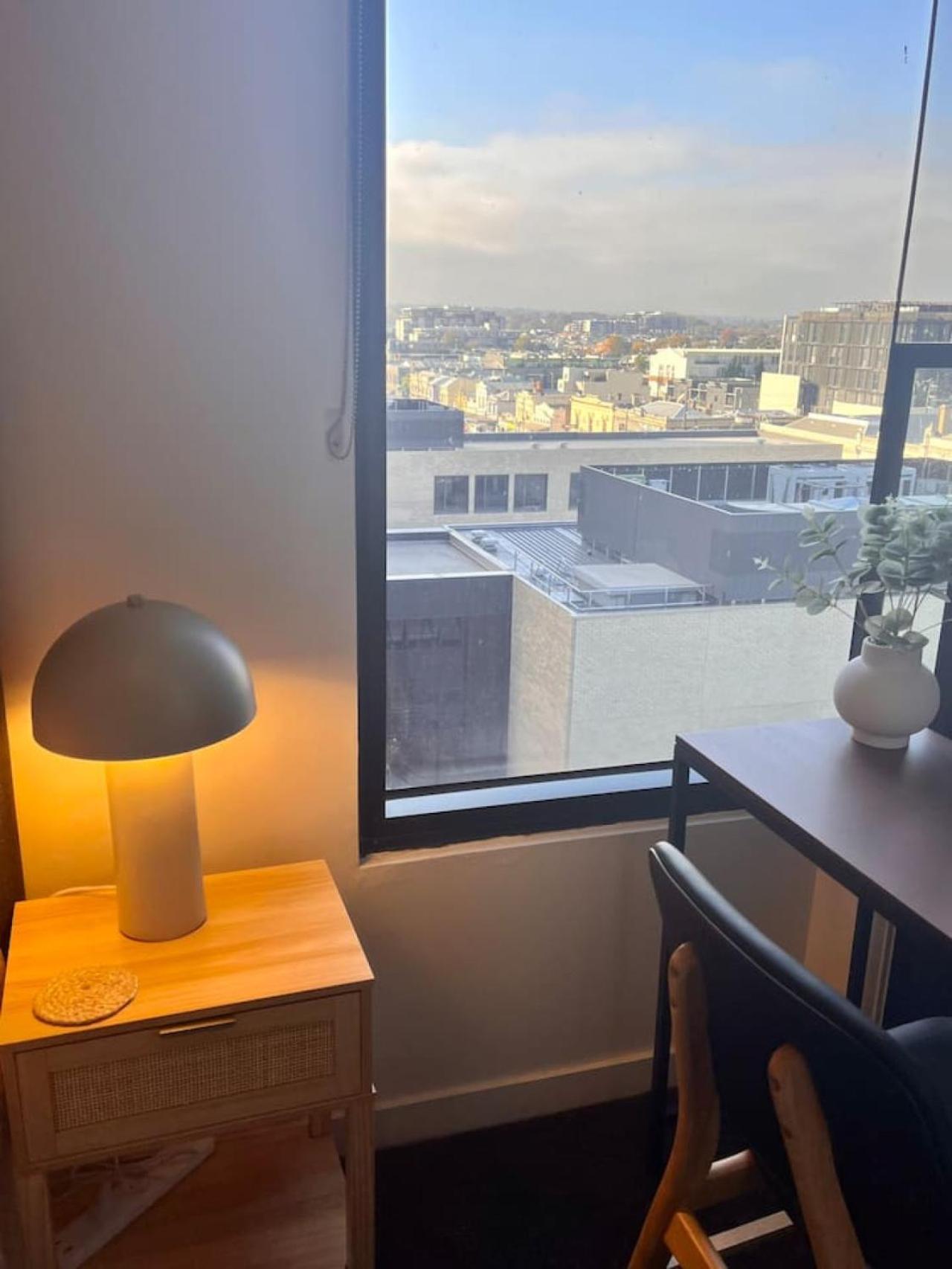 Apartment Modern Cozy Vibes In The Centre Of Richmond Melbourne