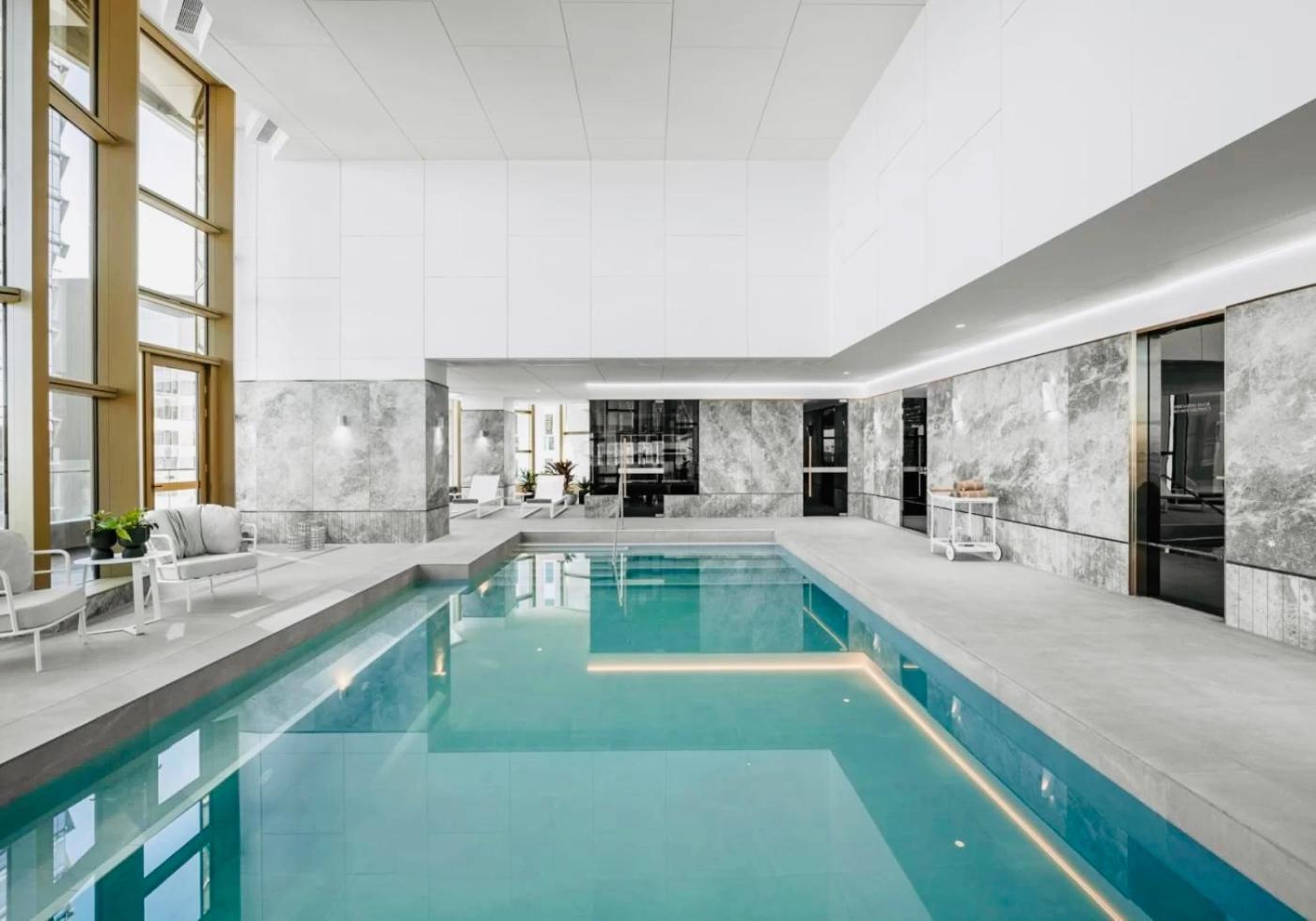 Royal Executive Living Bay N City Luxe Executive Residency Apartment *