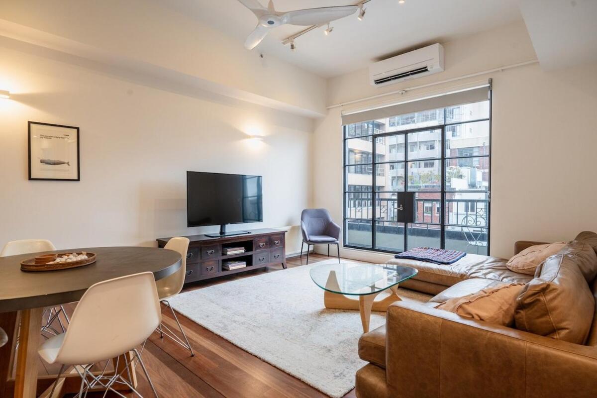 Flinders Lane Hideaway - Light-filled Cbd Retreat *