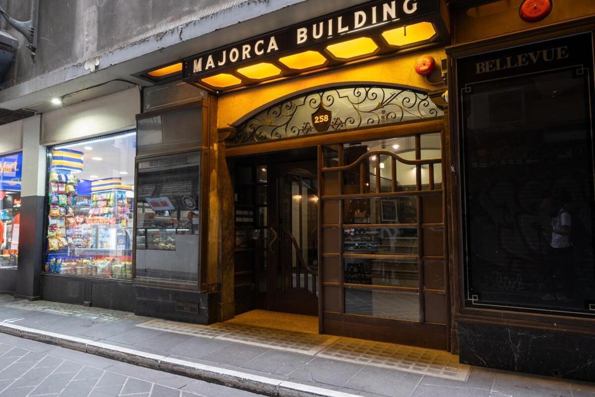 Apartment Flinders Lane Hideaway - Light-filled Cbd Retreat *