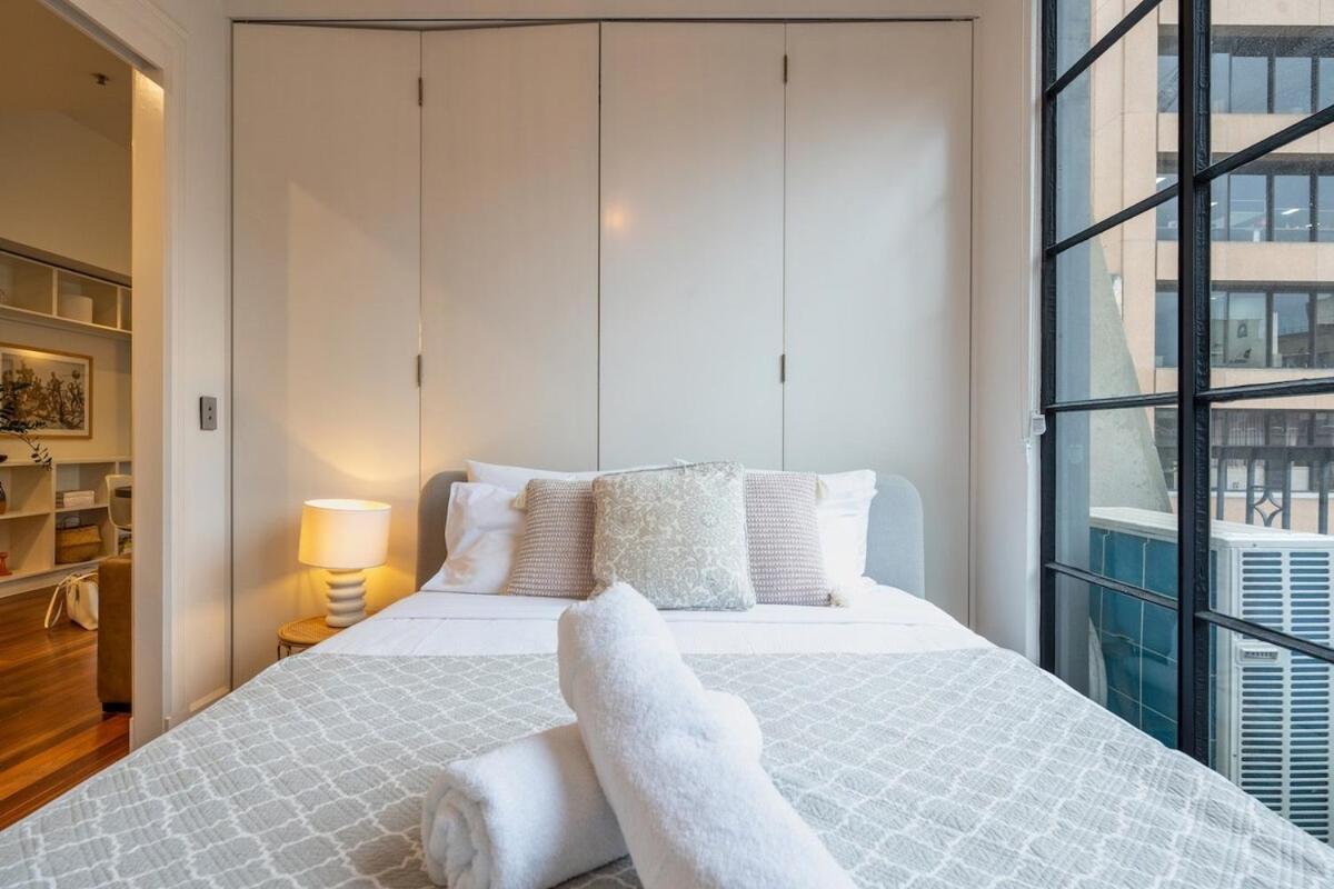 Flinders Lane Hideaway - Light-filled Cbd Retreat Apartment *