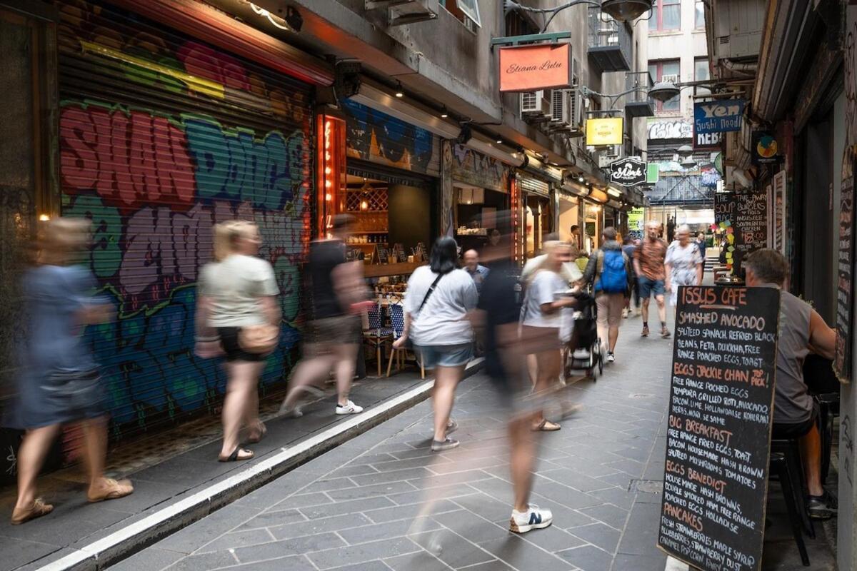 Flinders Lane Hideaway - Light-filled Cbd Retreat Apartment