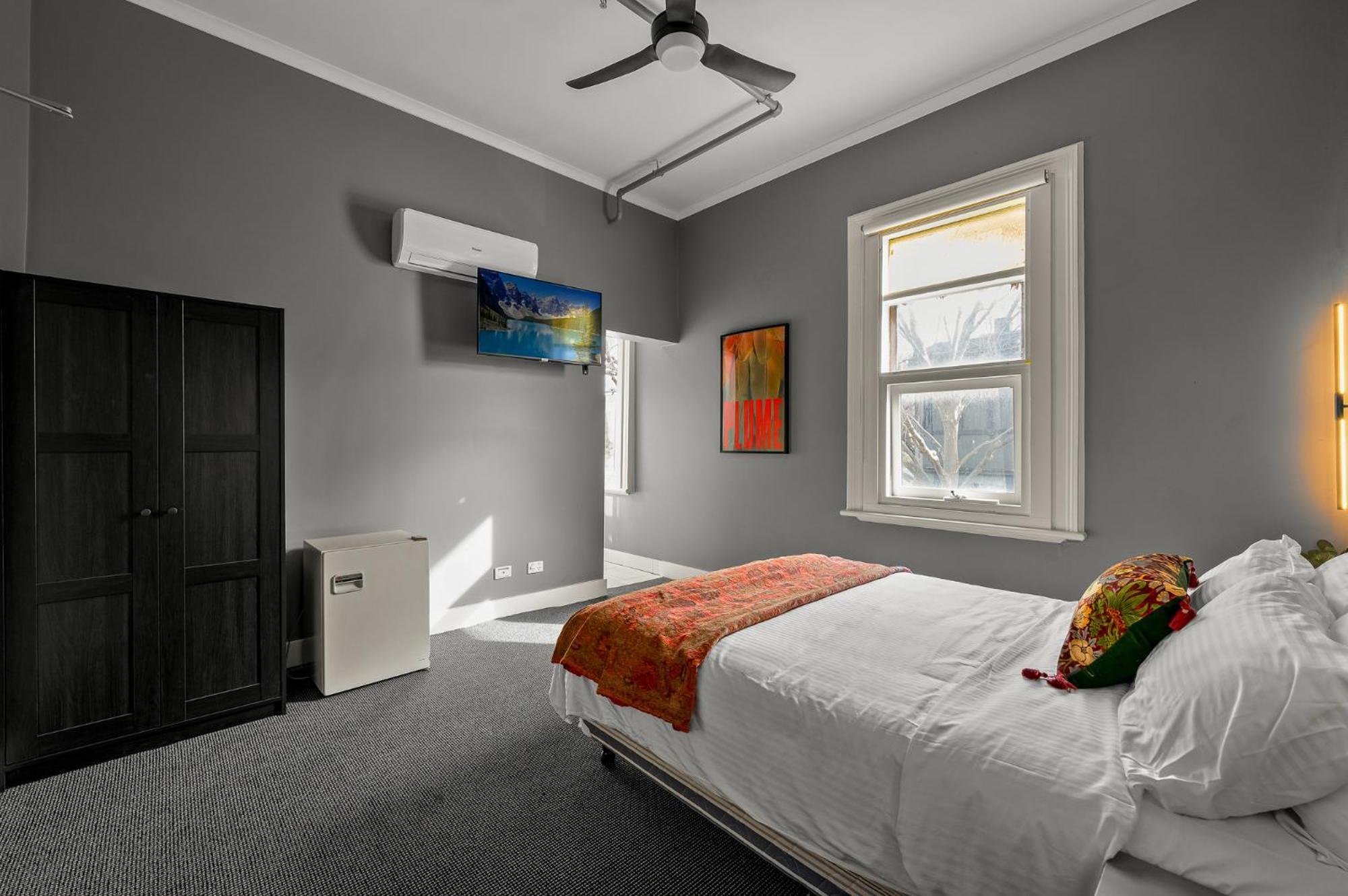 Continuum Hotel
