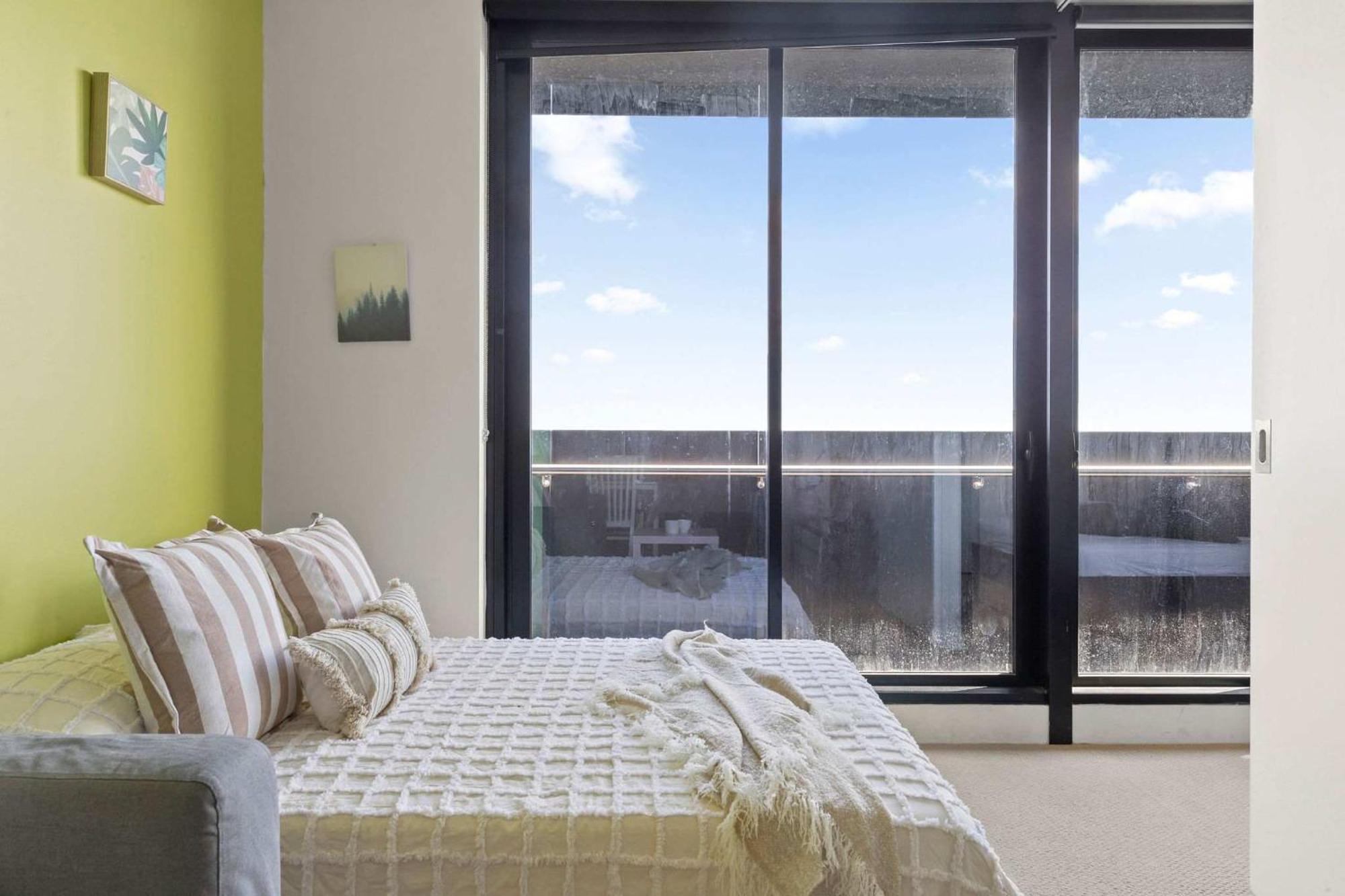 Chic 2br Near To Views Apartment Melbourne