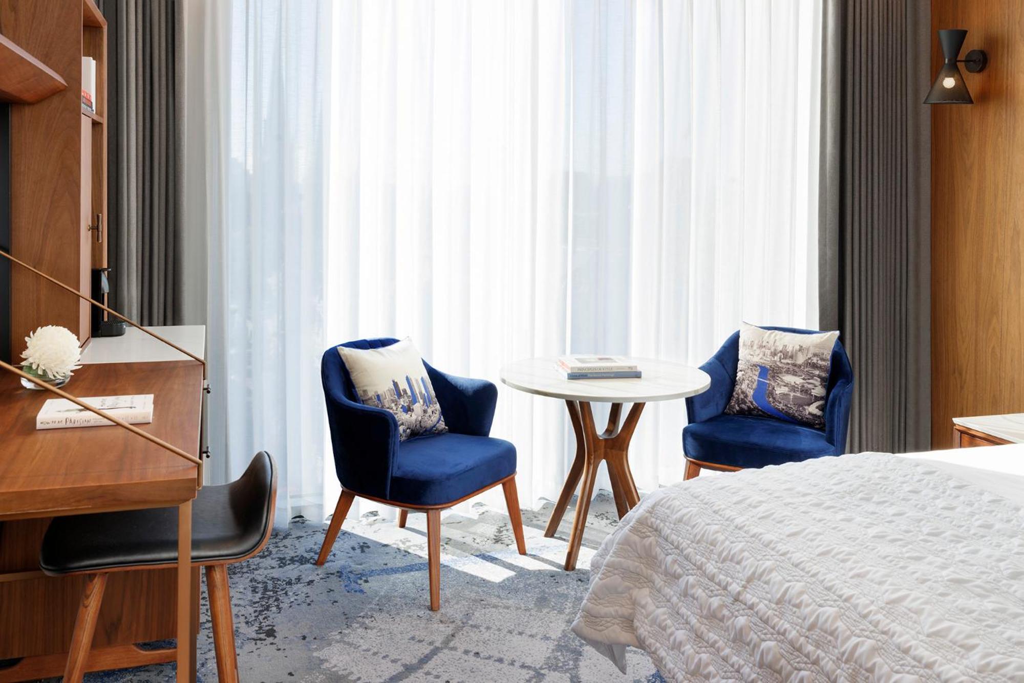 Le Meridien Hotel 5*
