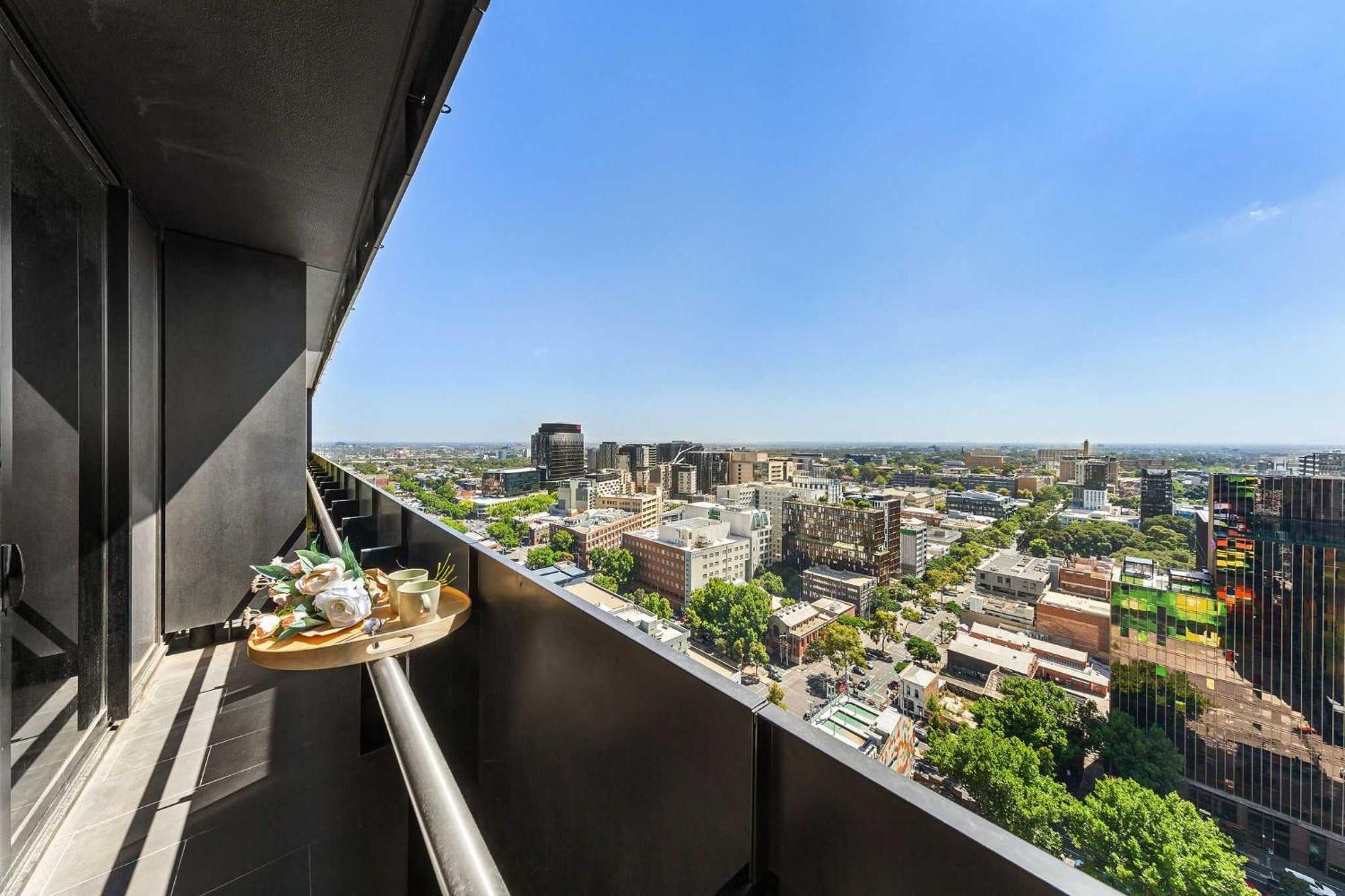 Chic 2br Near To Views Apartment Melbourne