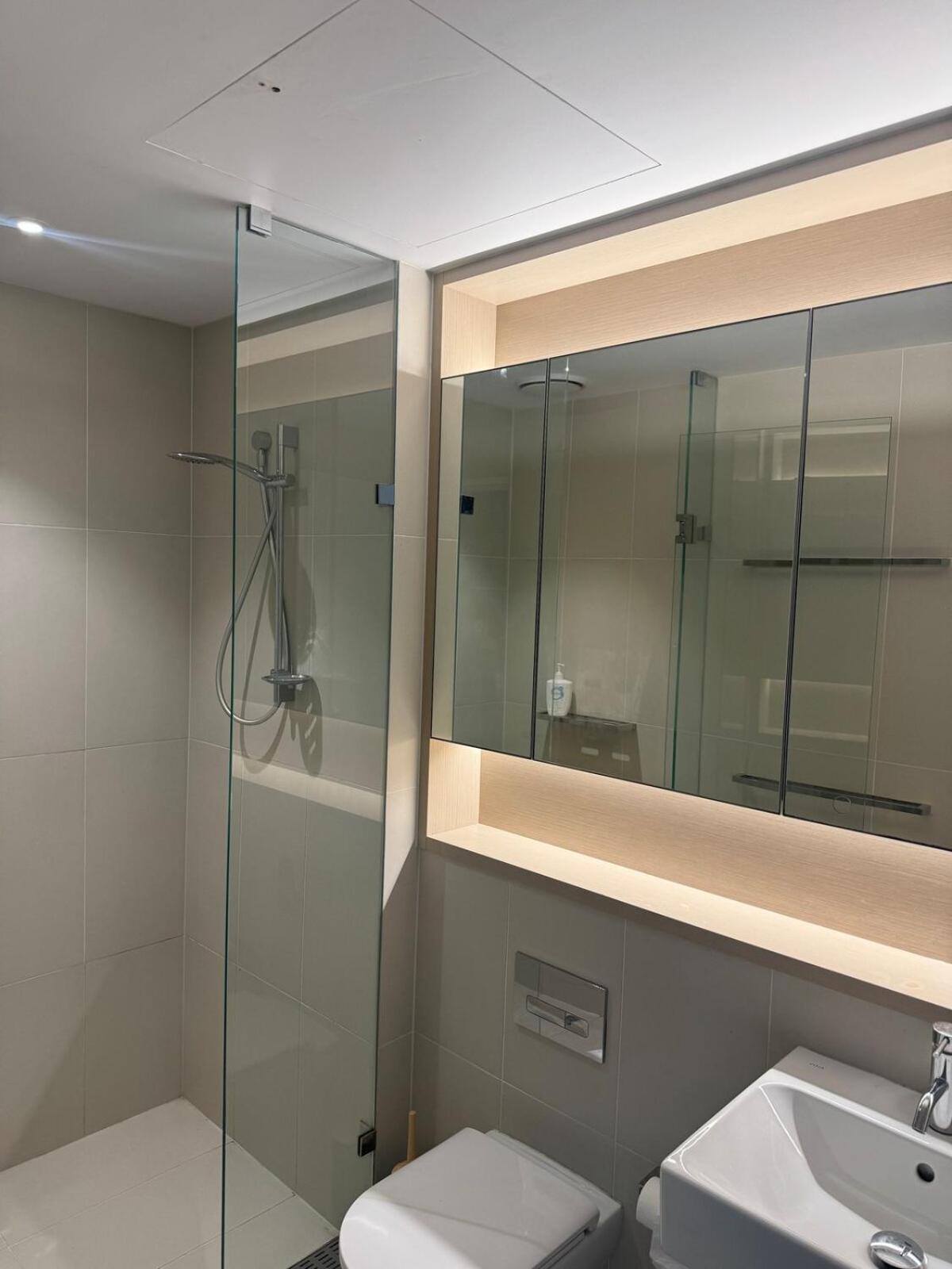 Luxury 4 Family & Friends Apartment Melbourne