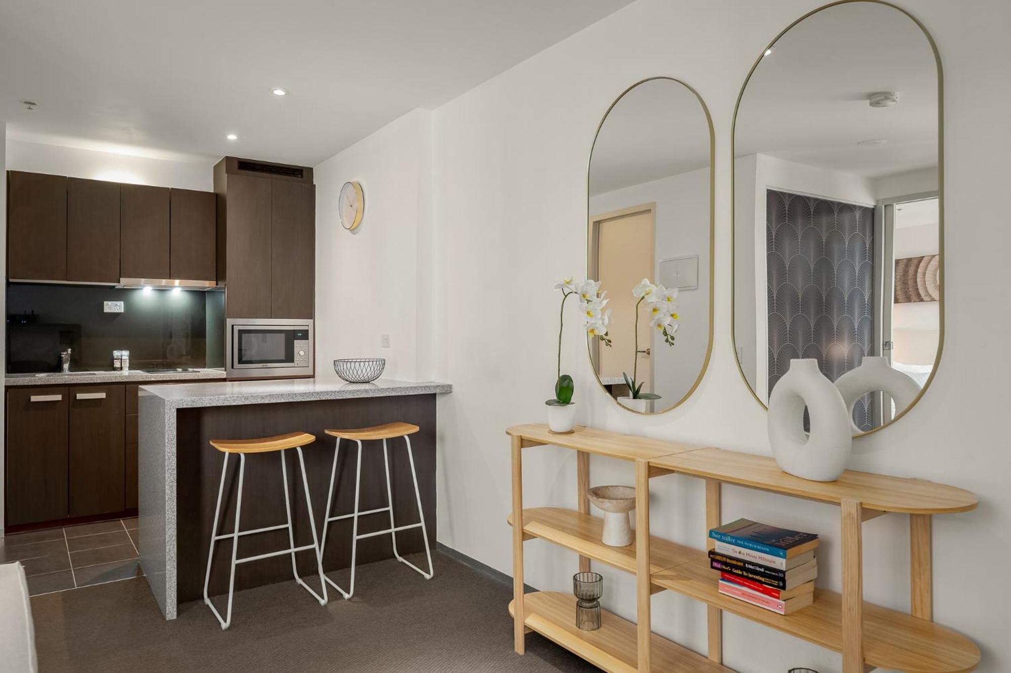 Apartment City Stays