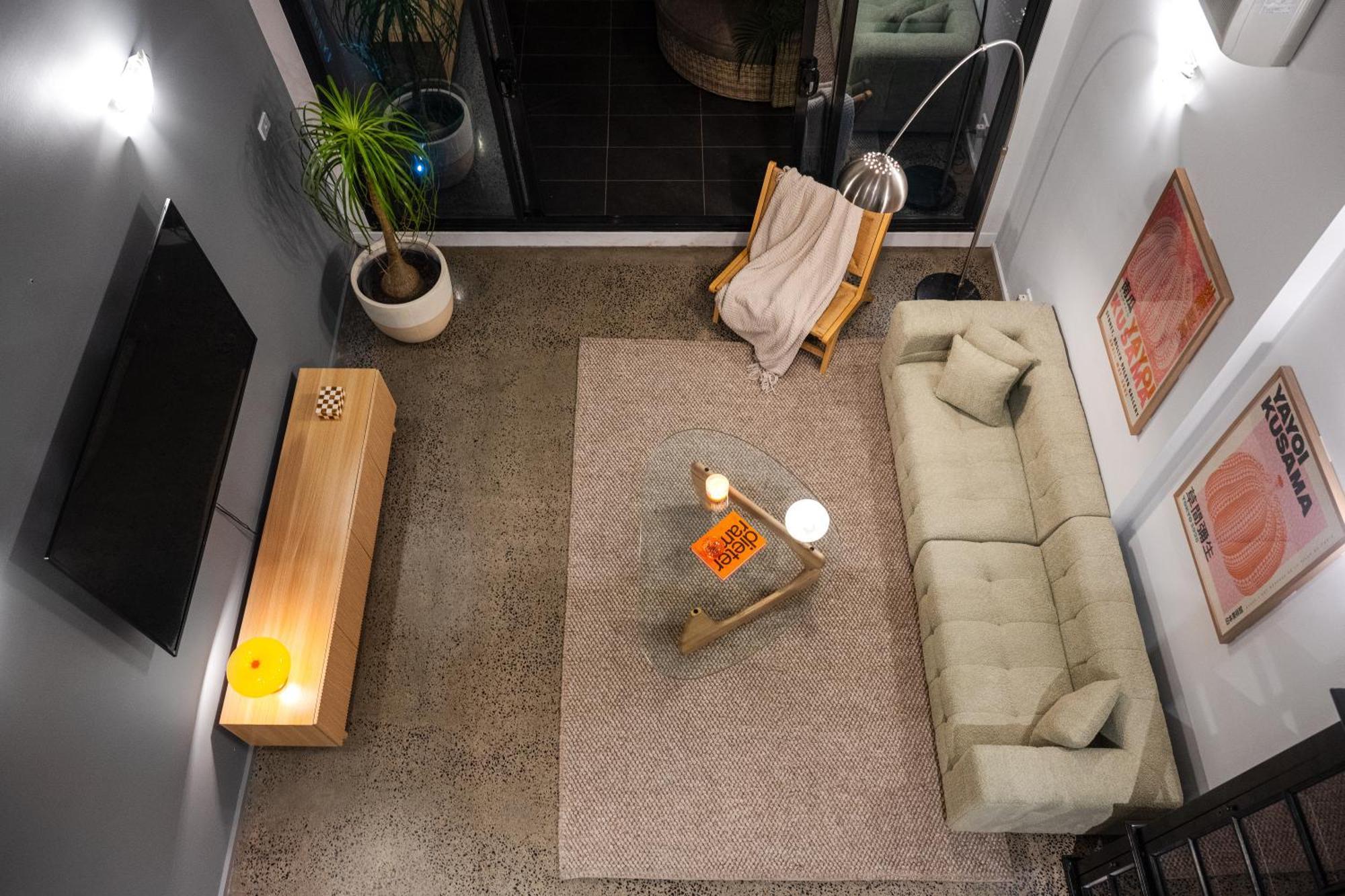 Luxury Loft With Outdoor Cinema Melbourne