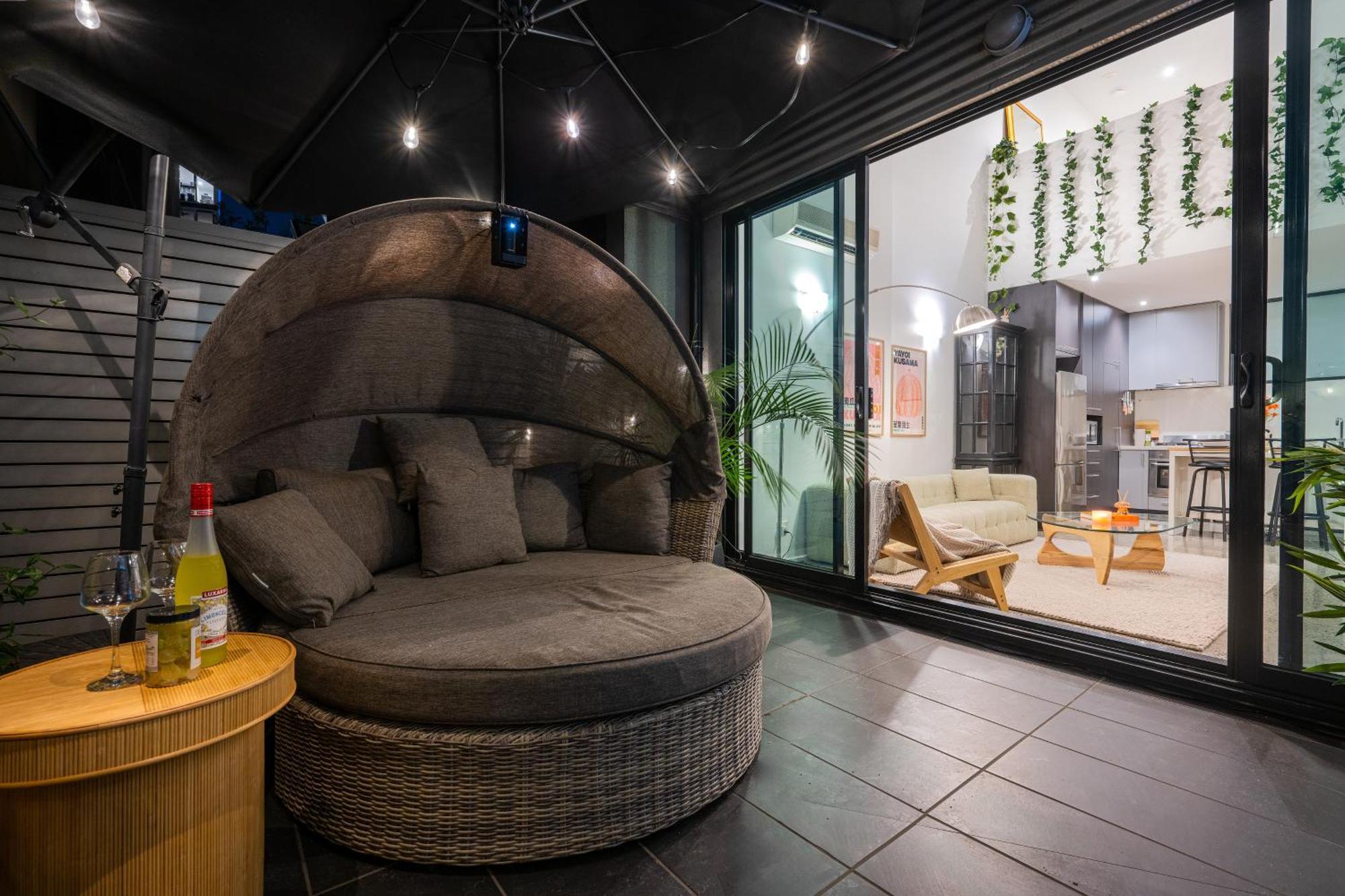 Luxury Loft With Outdoor Cinema Apartment