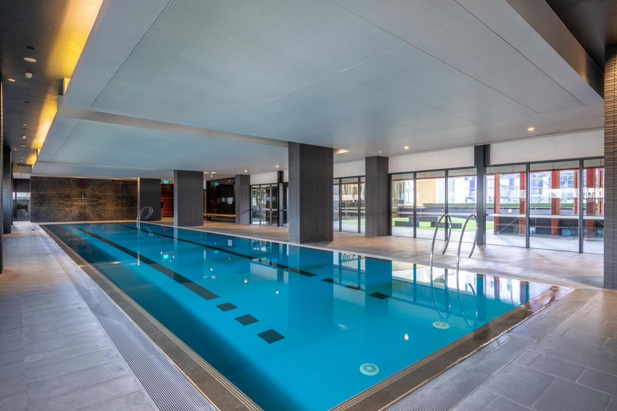 Apartment Cbd Park Views Retreat With Free Parking - Up To 4 Pax