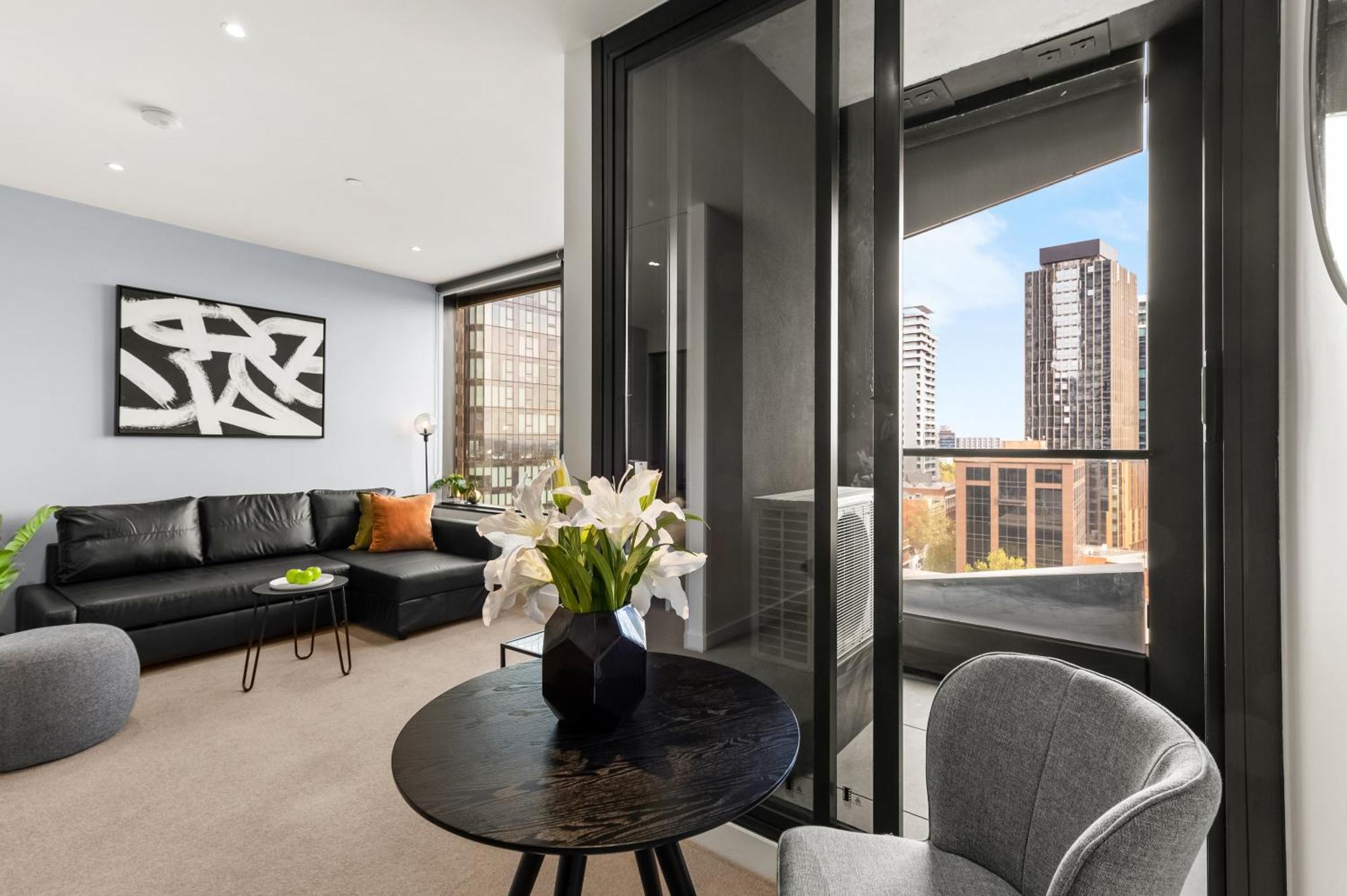 Cbd Park Views Retreat With Free Parking - Up To 4 Pax *