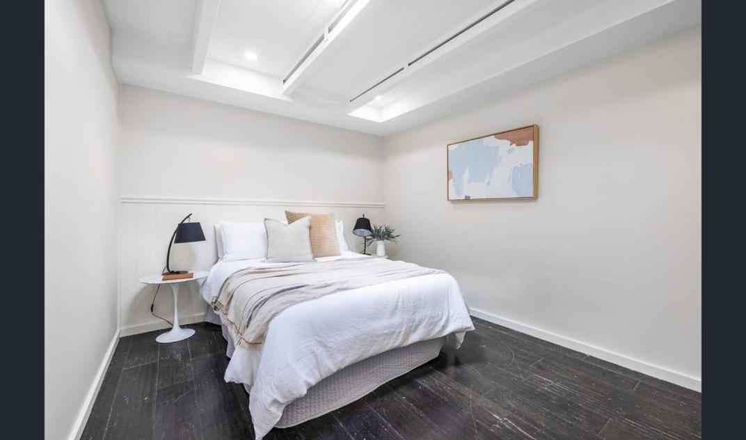 Beachside Penthouse Apartment Melbourne