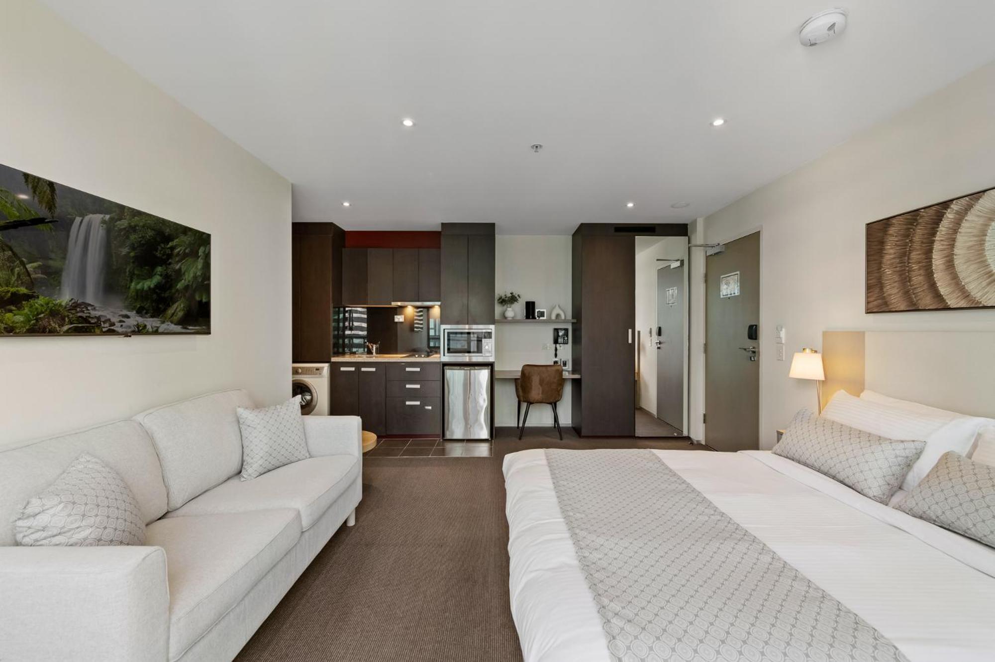 Apartment City Stays