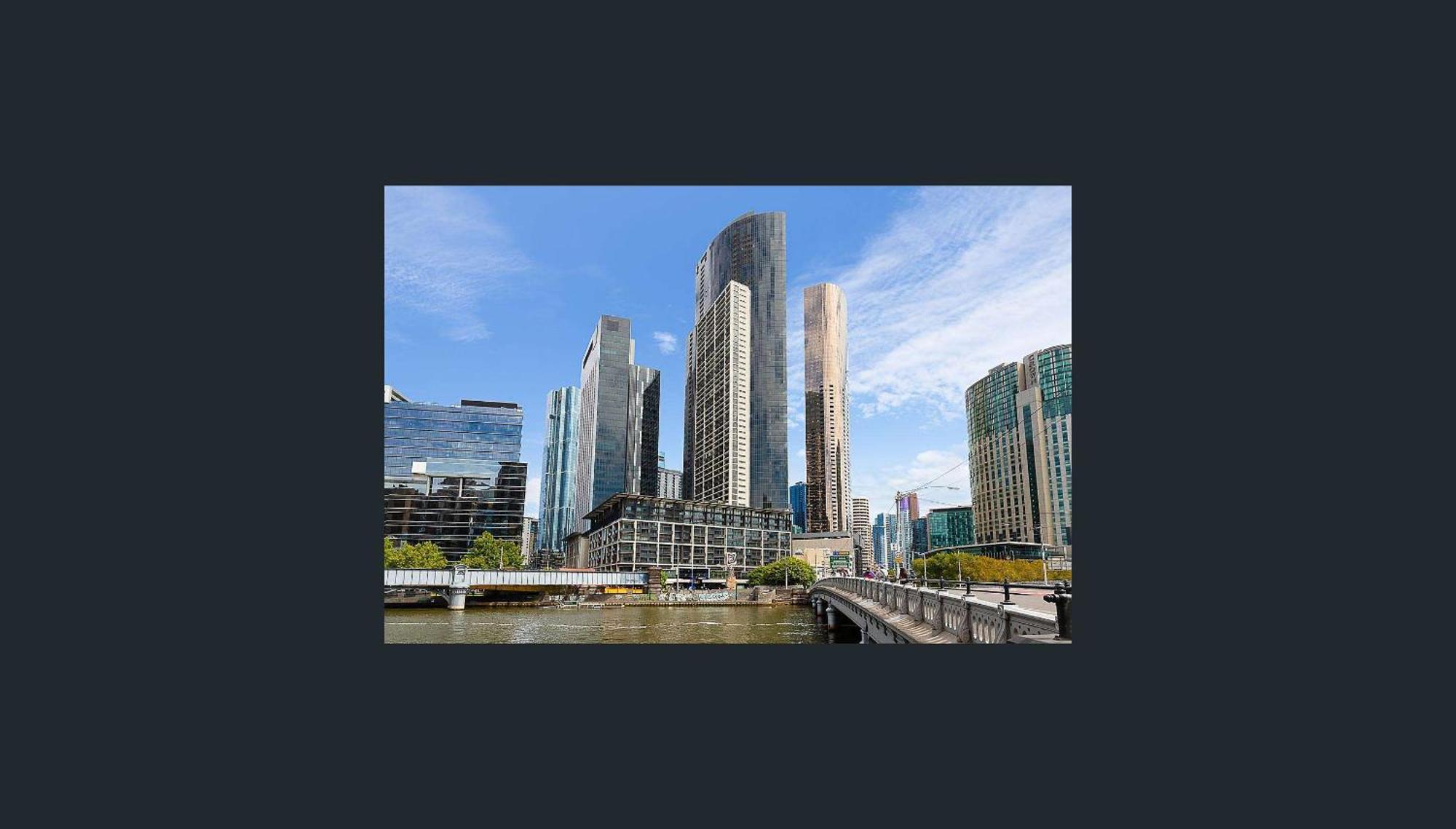 Luxury Designer In Prestigious Location In *