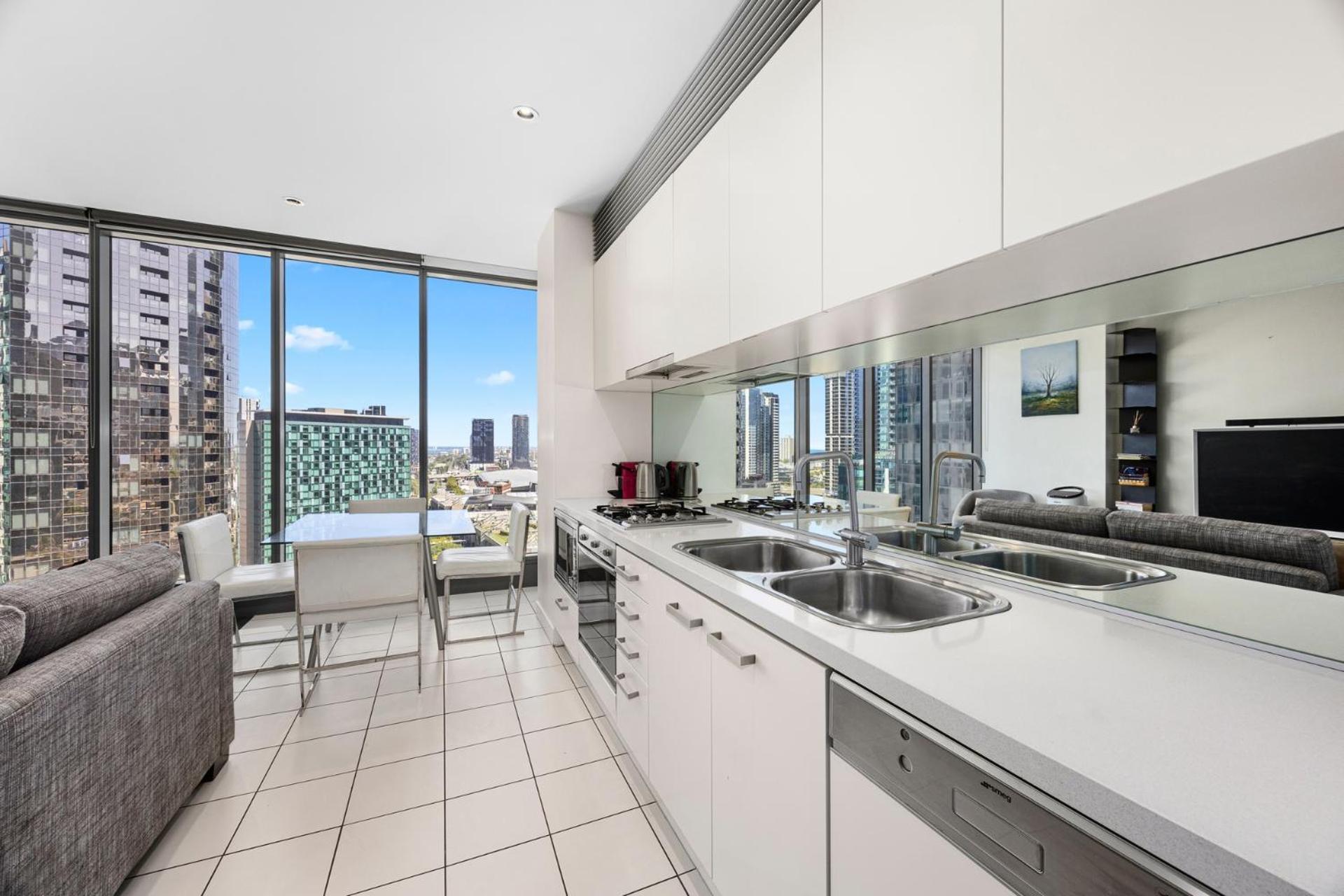 Luxury Designer In Prestigious Location In *