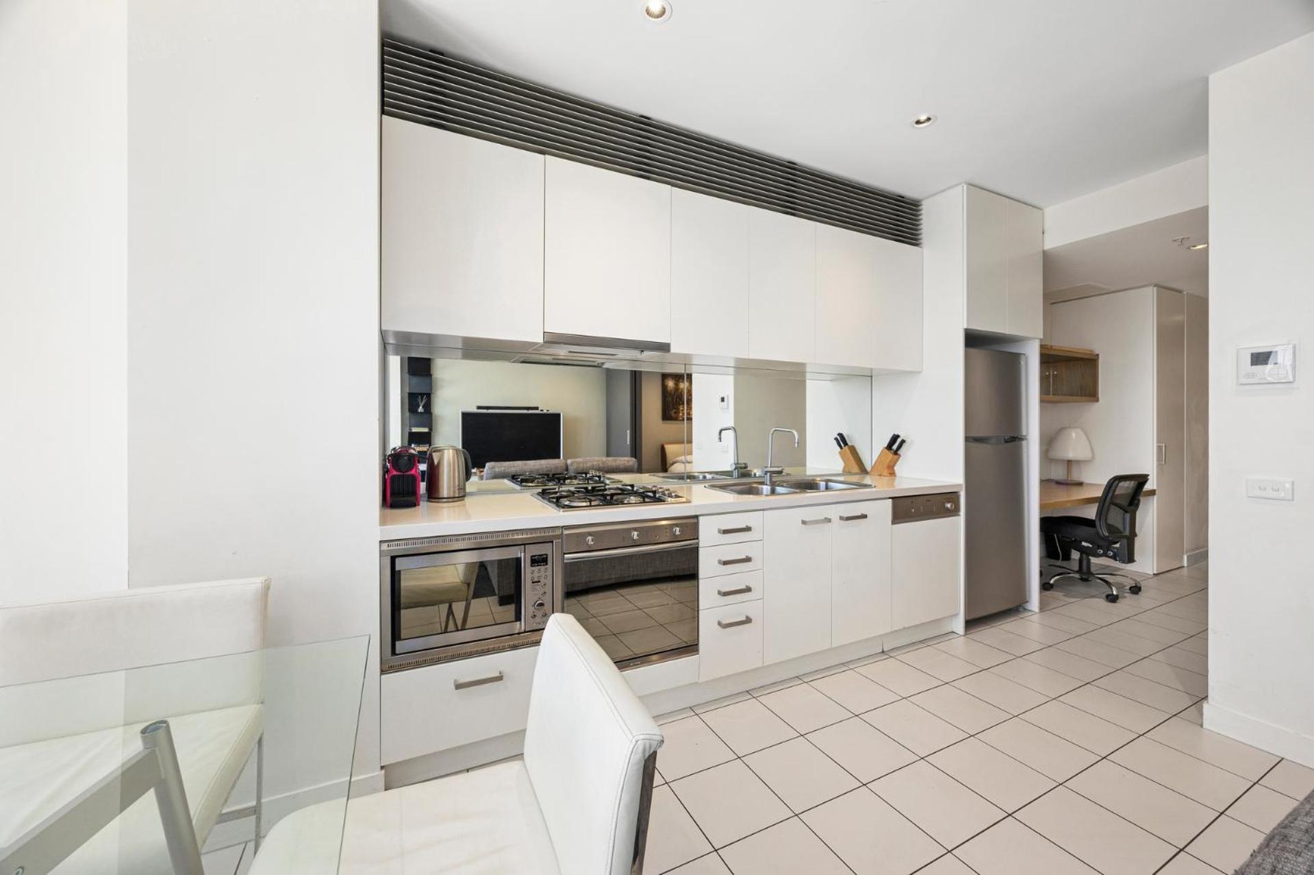 Luxury Designer In Prestigious Location In Apartment