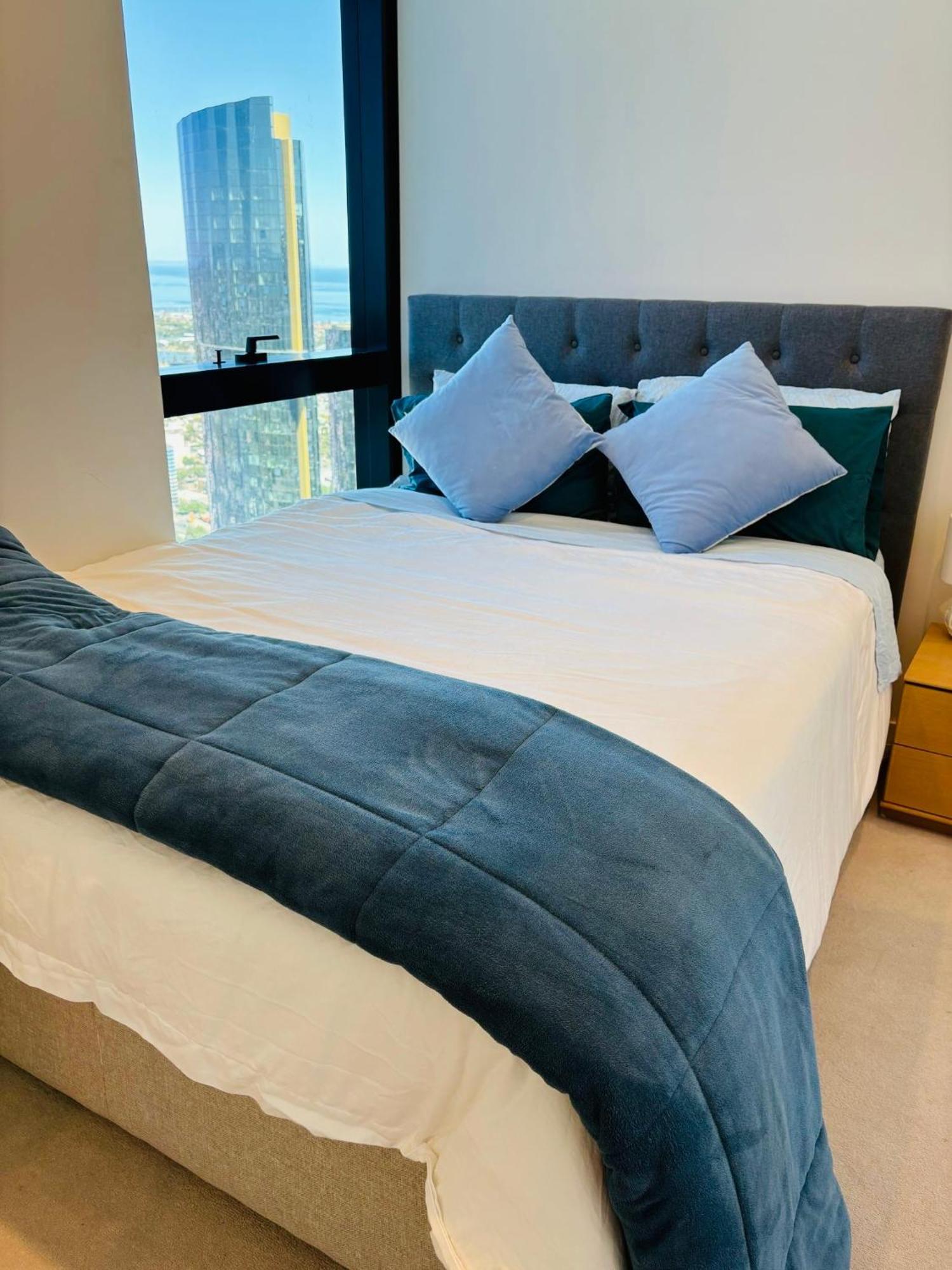 Sky - Ocean View 2 Bedroom With Sunrise And Sunset Views Apartment Melbourne