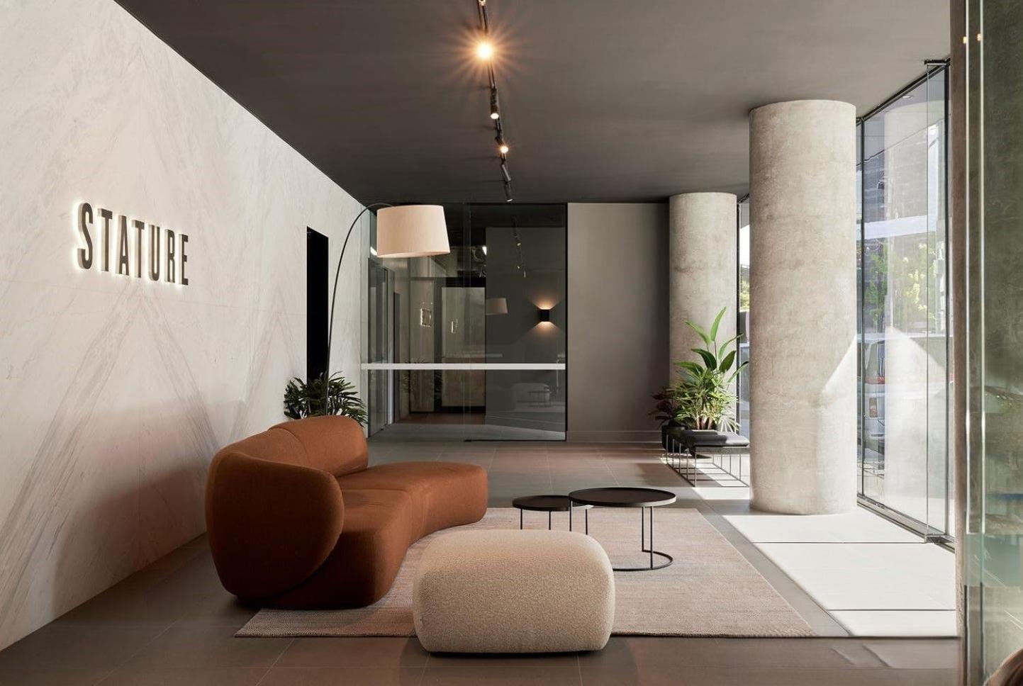 Stylish 3br With Bay Views, Huge Balcony And Pool Apartment Melbourne