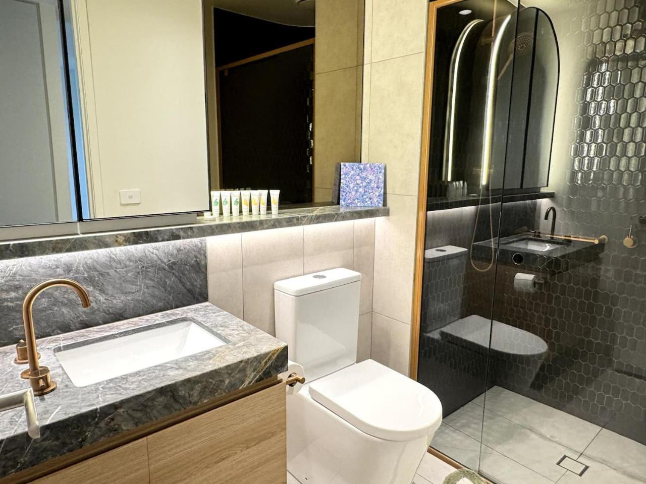 Beauty 2bed Parking West Mel Melbourne