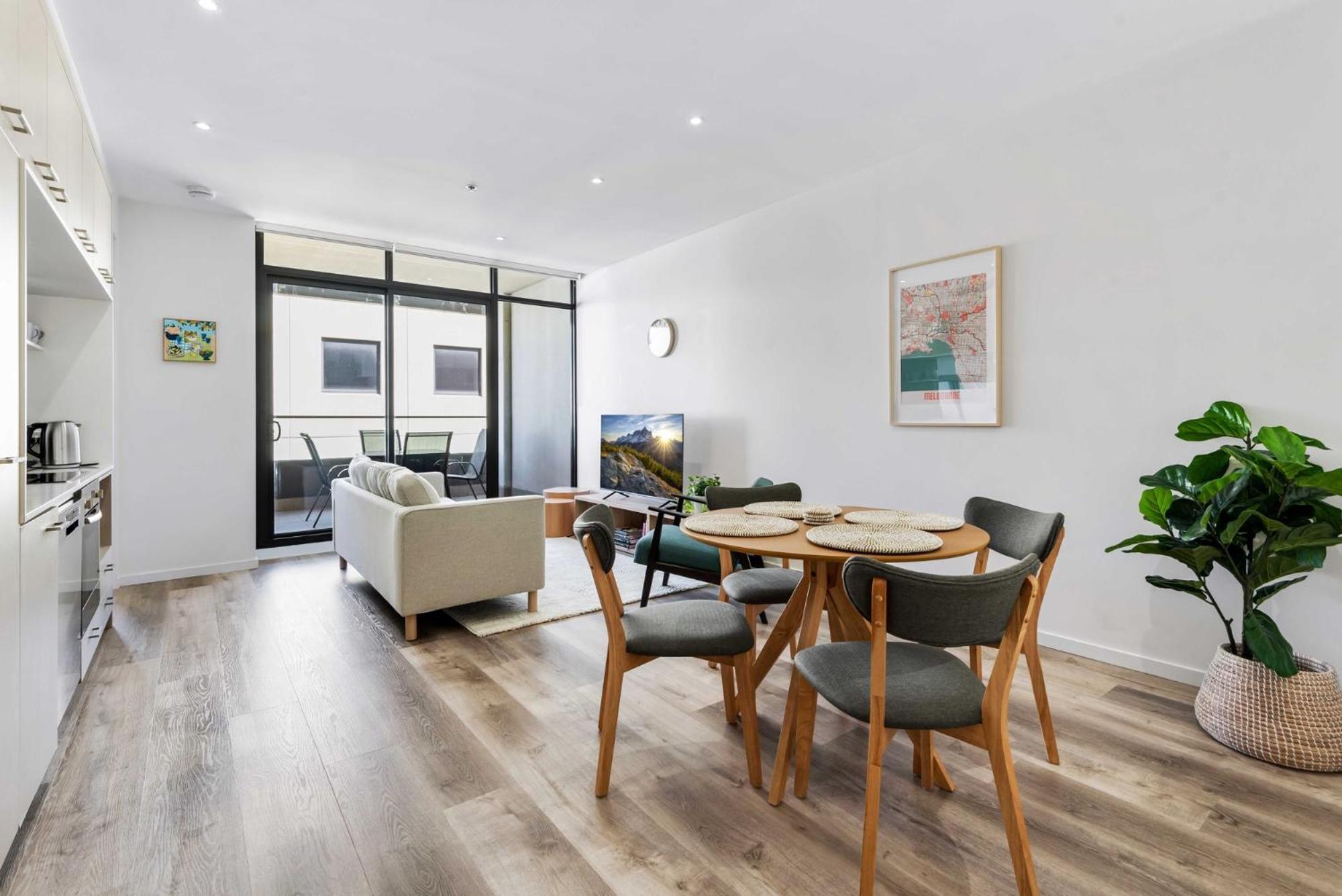 Tasteful 2-bed Unit By Bridge Rd Shops *