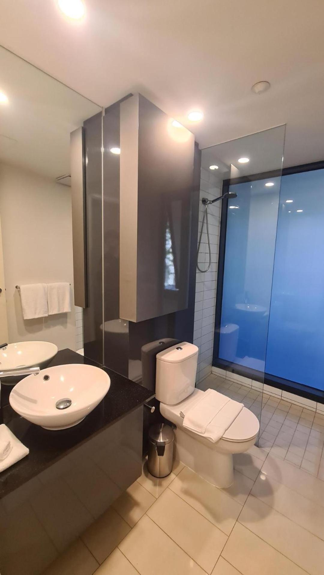 Apartment Leafy, Spacious With A Large Balcony Melbourne