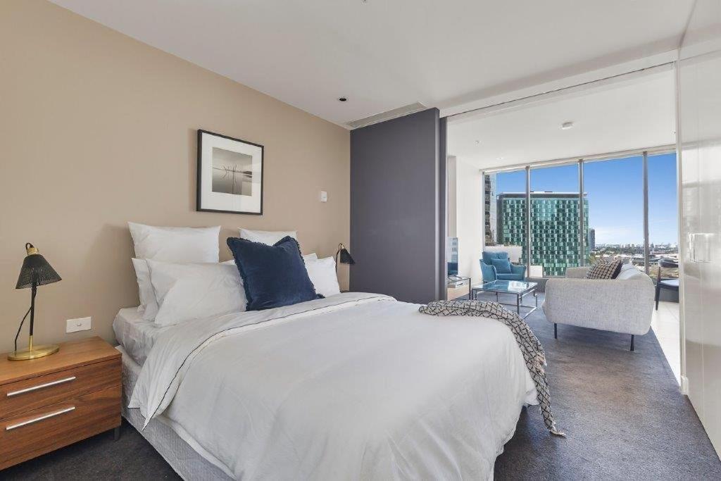 Stylish 1-bedroom In Southbank Apartment *